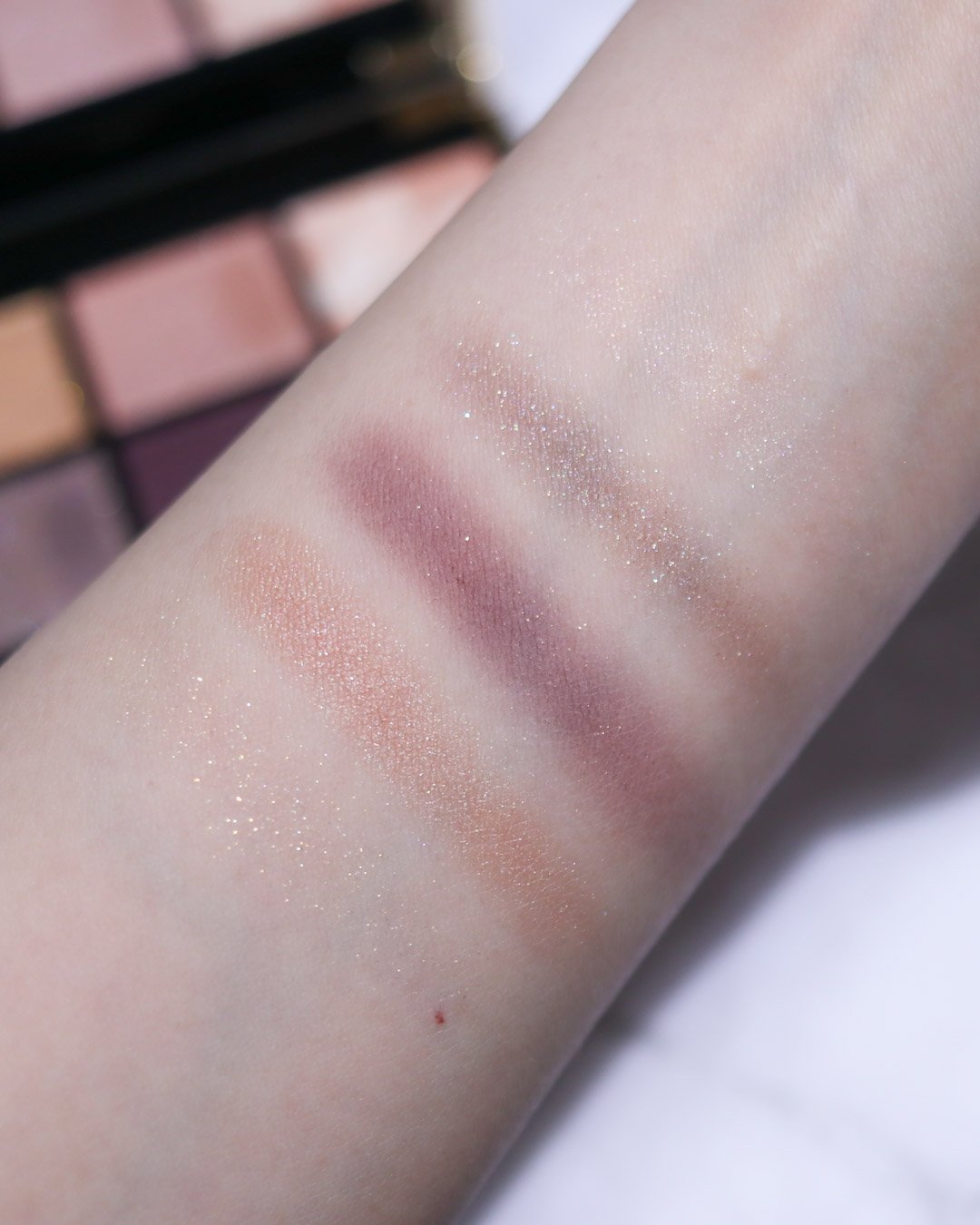 SUQQU アイ&フェイス コンパクト 101 冬響 -TOUKYOU（限定色）/SUQQU/アイシャドウパレットを使ったクチコミ（2枚目）