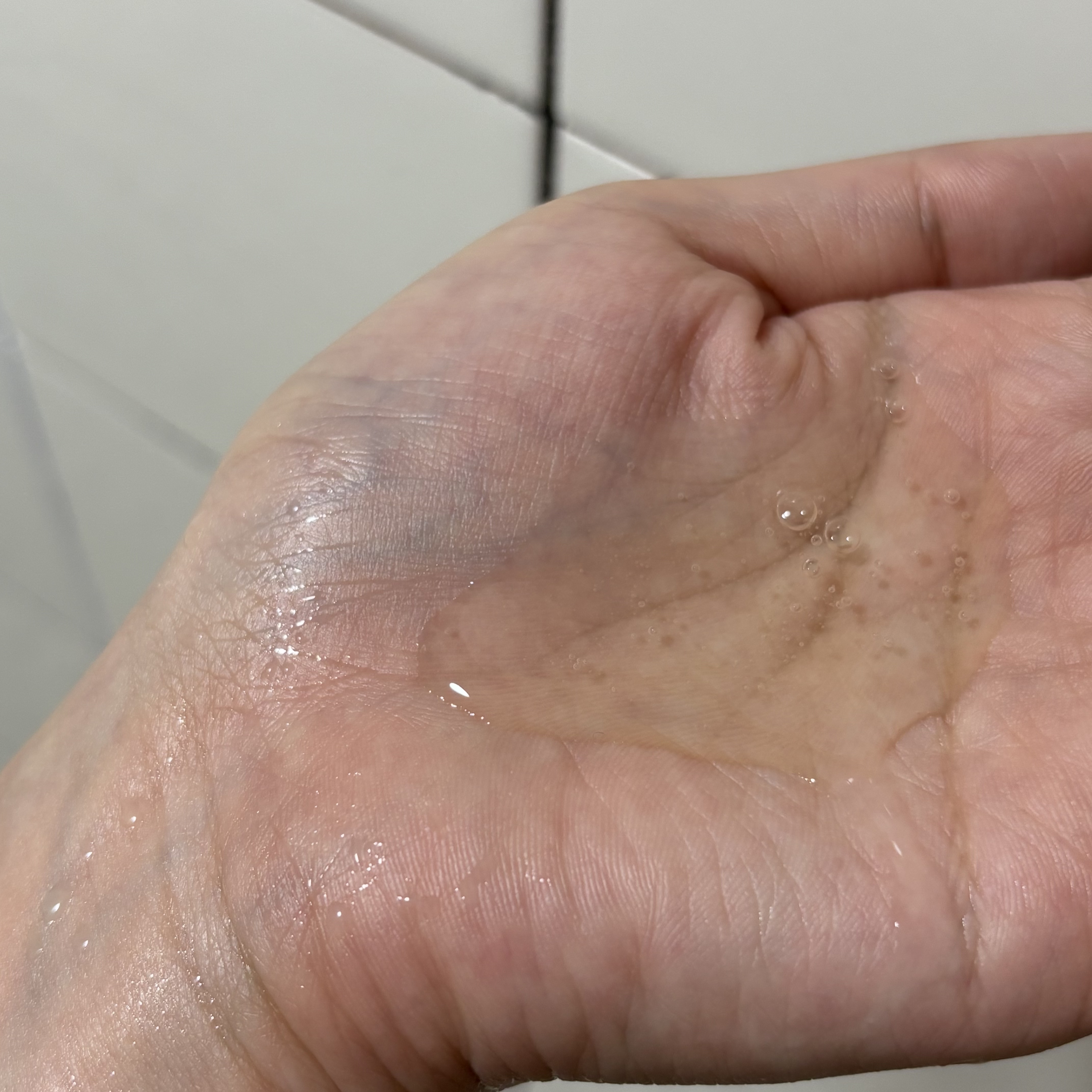 ナイトコラーゲンシャンプーミッドナイトフォレスト/treecell/市販シャンプーを使ったクチコミ（2枚目）