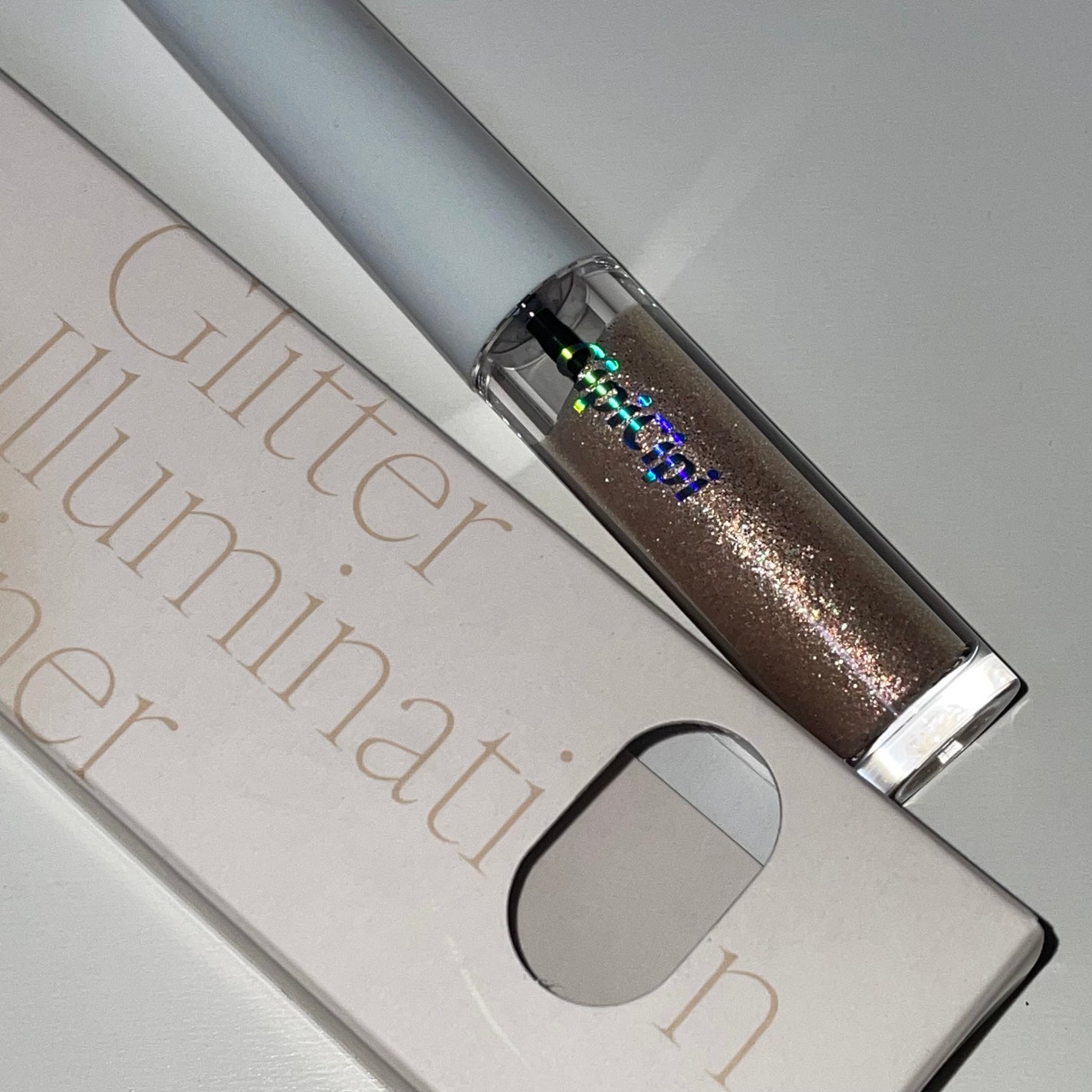 シピシピ グリッター イルミネーションライナー S/CipiCipi/リキッドアイライナーを使ったクチコミ(2枚目)