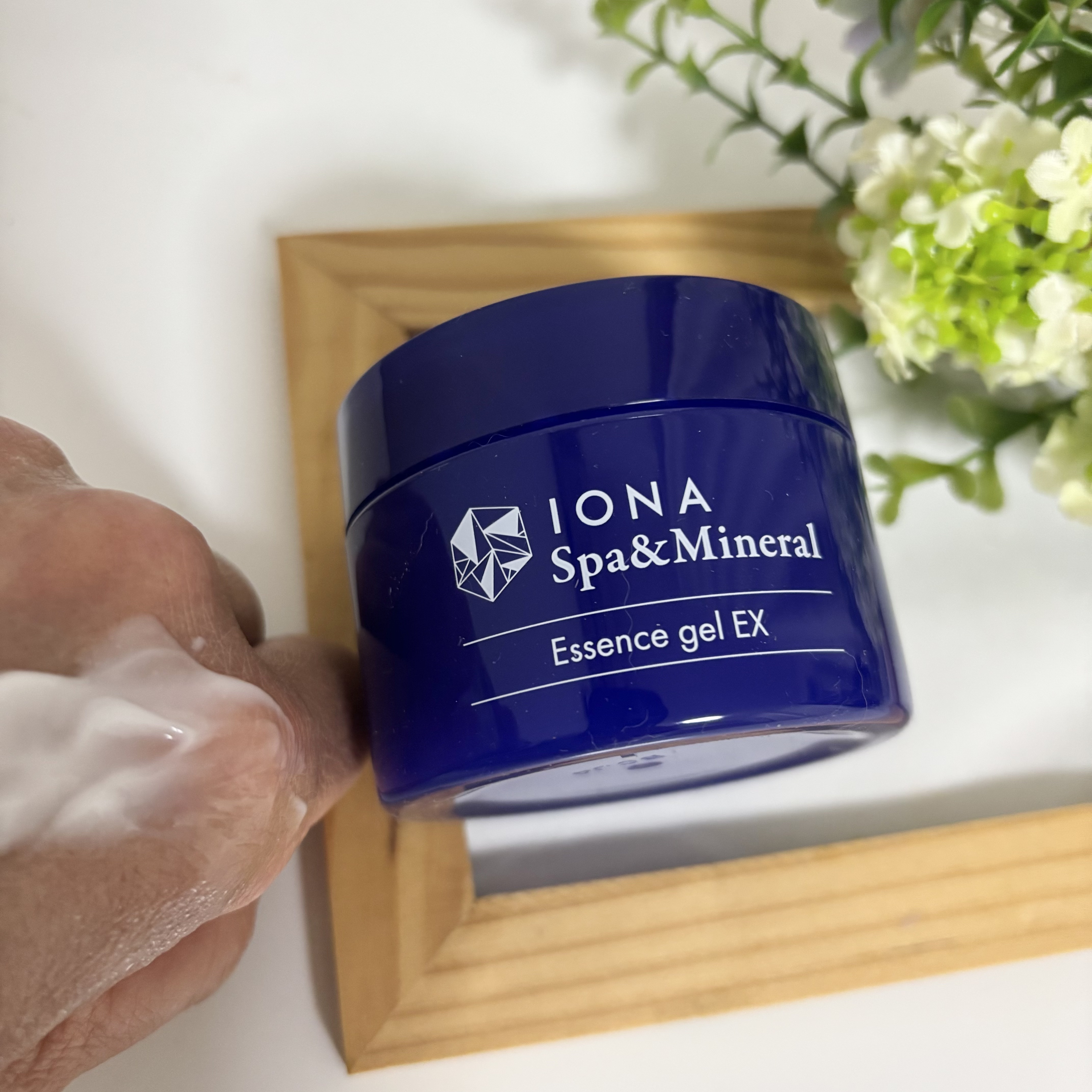 エッセンス ジェル EX/イオナ スパ＆ミネラル/オールインワン化粧品を使ったクチコミ（3枚目）