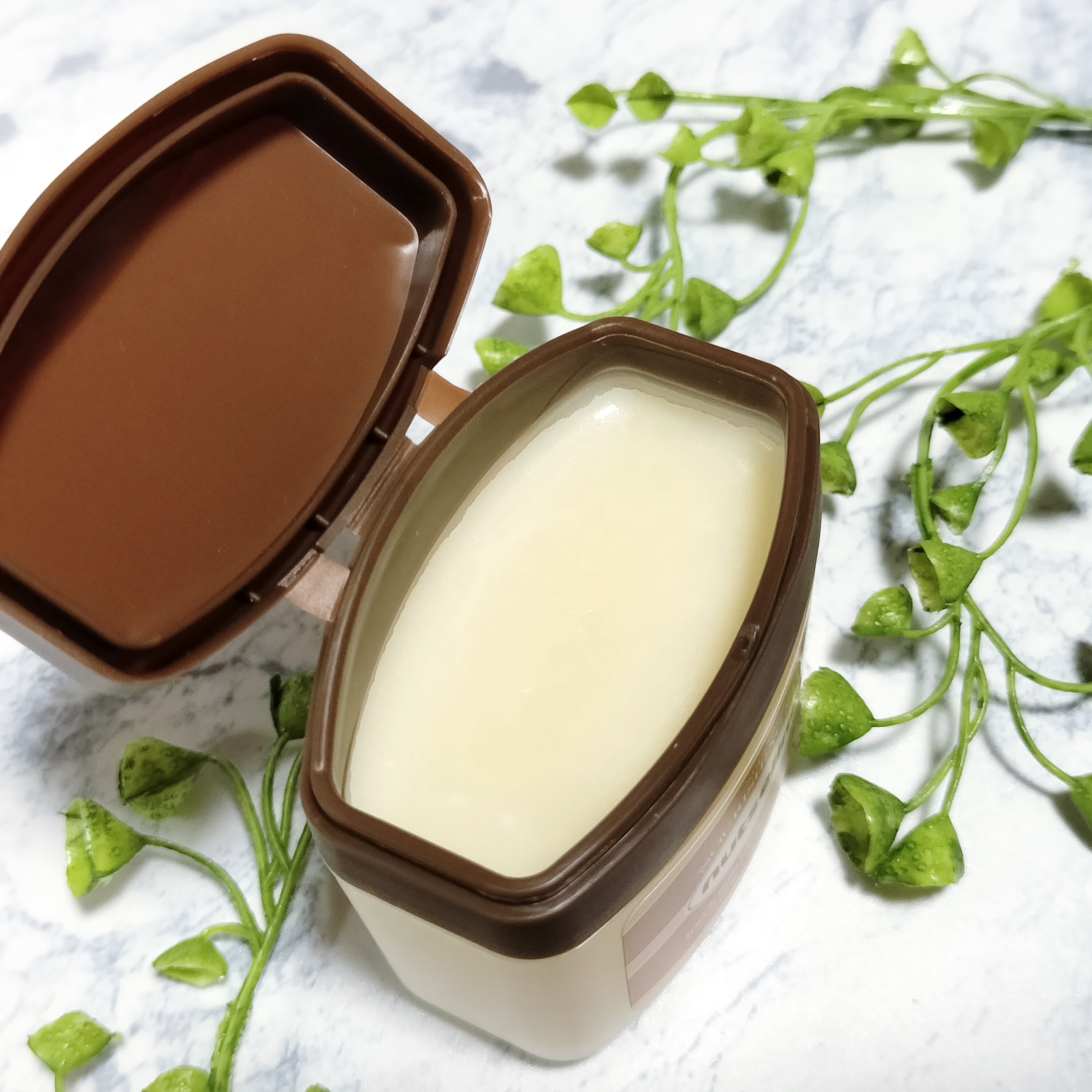 スーパーナッツナリッシングバーム/ナッツセリン/ボディクリームを使ったクチコミ（2枚目）