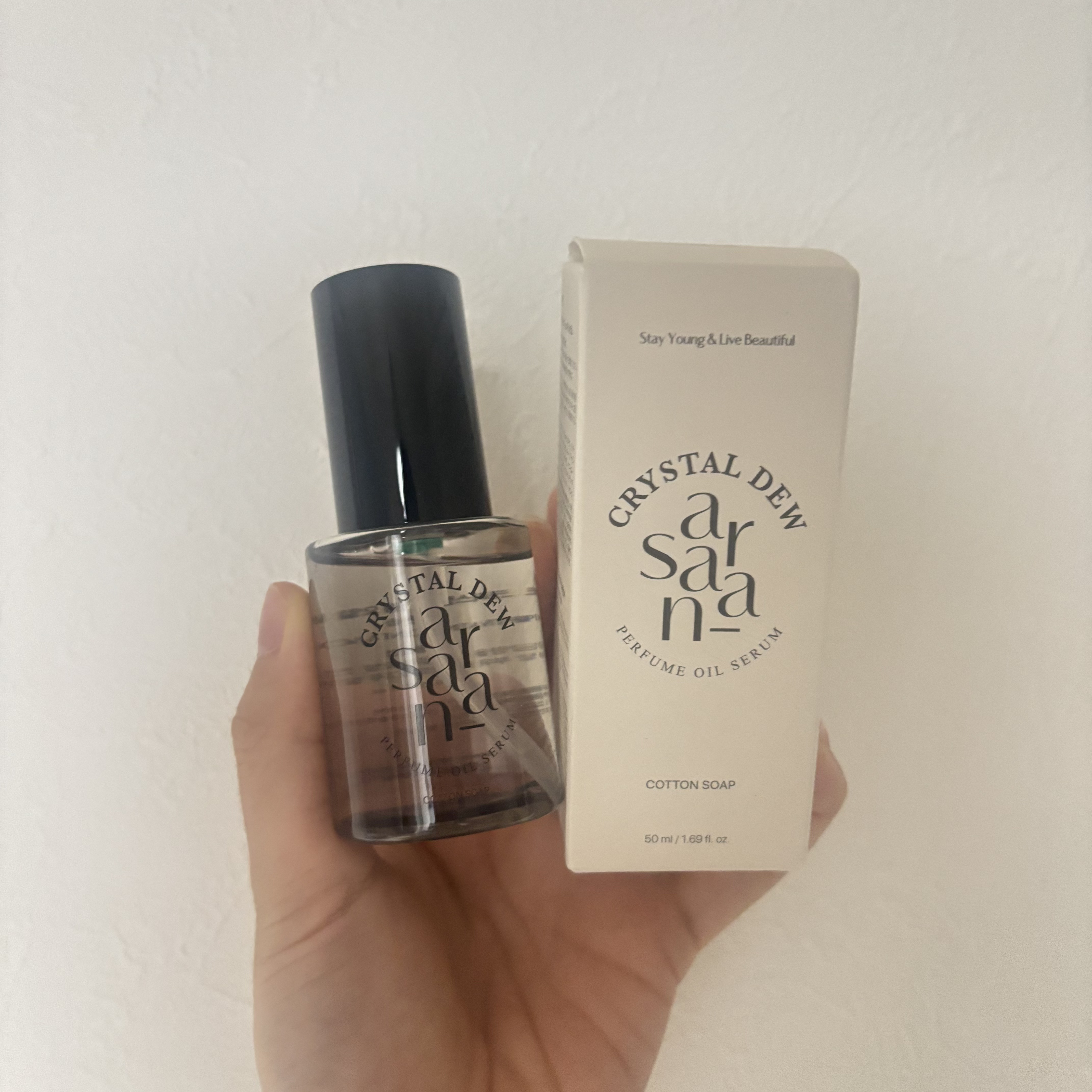 クリスタル デュ パフューム オイル セラム COTTON SOAP(コットンソープ)/SARANARA/ヘアオイルを使ったクチコミ（2枚目）