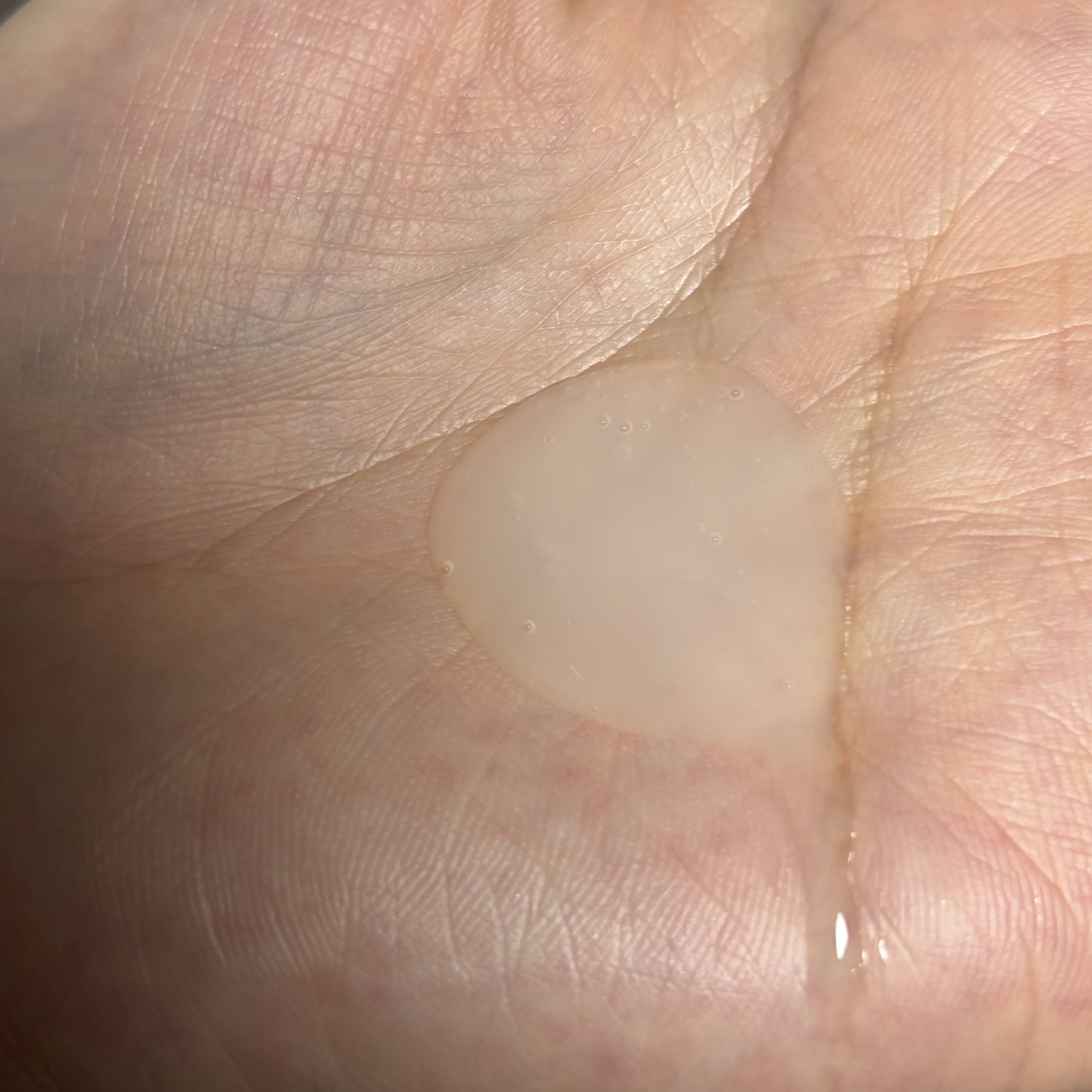 ナイトコラーゲンシャンプーミッドナイトフォレスト/treecell/市販シャンプーを使ったクチコミ（3枚目）