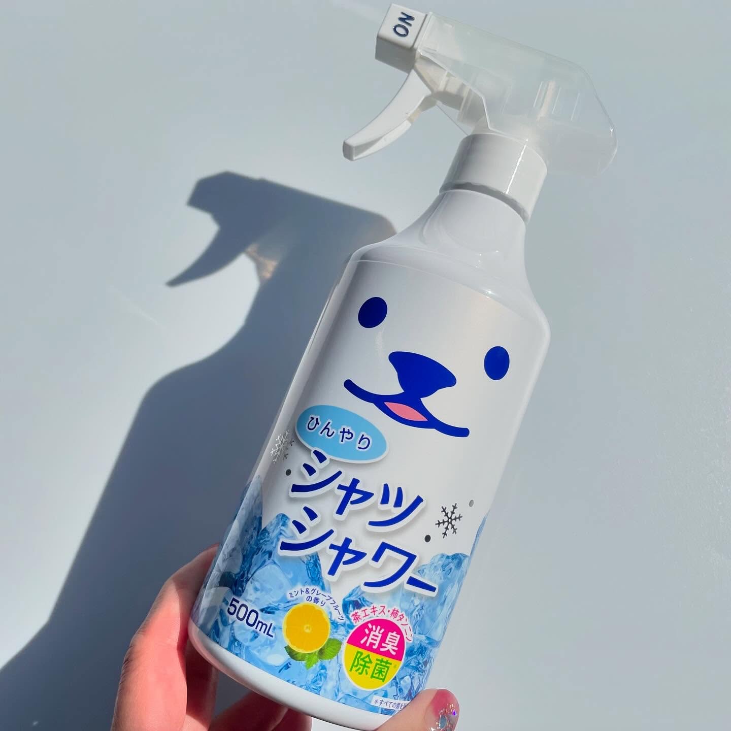 ひんやりシャツシャワー ミント&グレープフルーツの香り/ときわ商会/デオドラント・制汗剤を使ったクチコミ（2枚目）