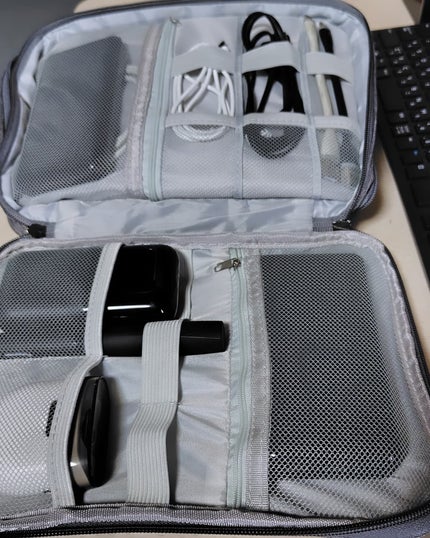 ひろちゃん on LIPS 「SAREDOガジェットポーチトラベルケース🟩🟩🟩🟩🟩🟩🟩🟩🟩🟩..」(6枚目)