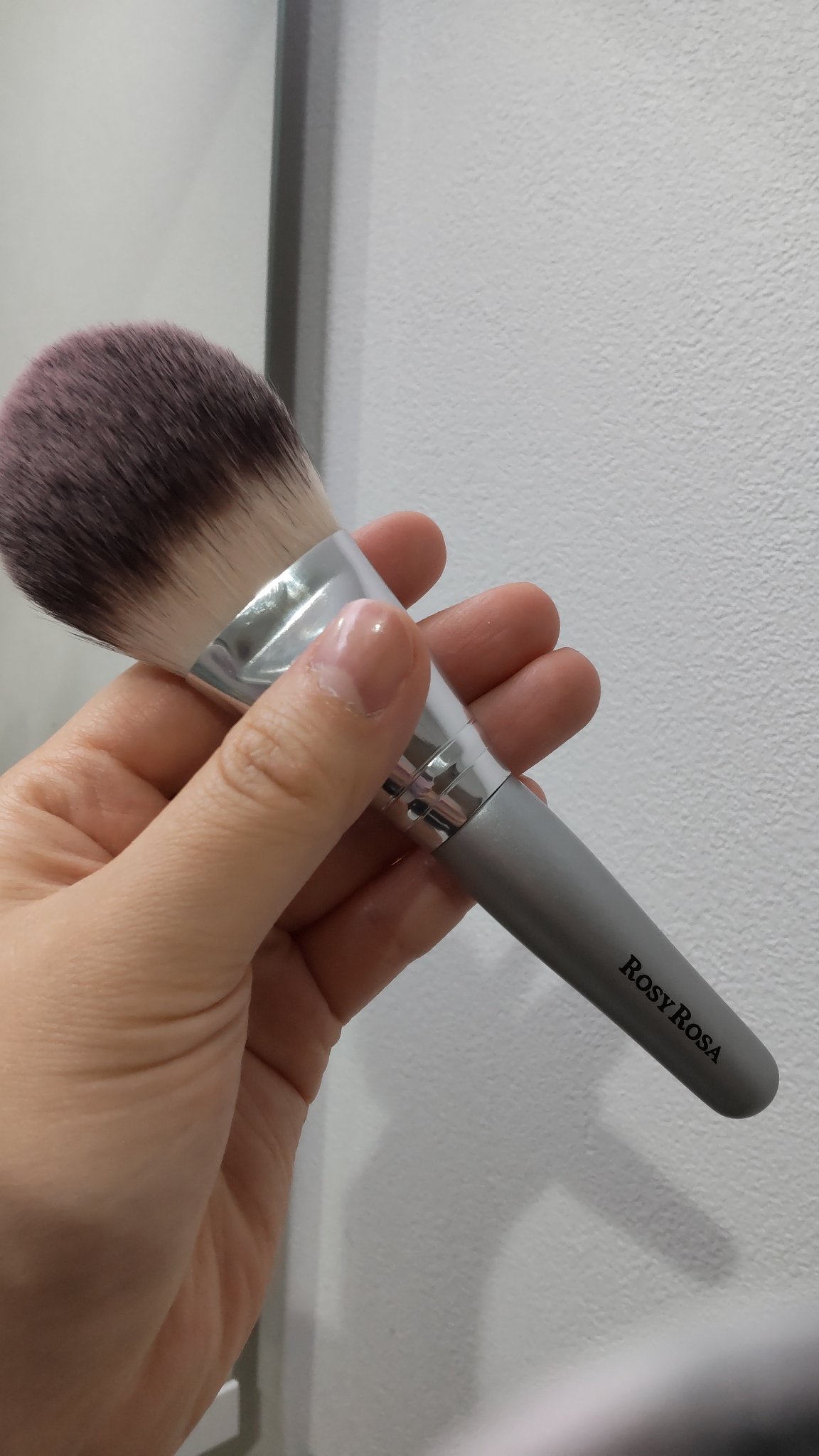 パウダーファンブラシ/ロージーローザ/メイクブラシを使ったクチコミ（1枚目）