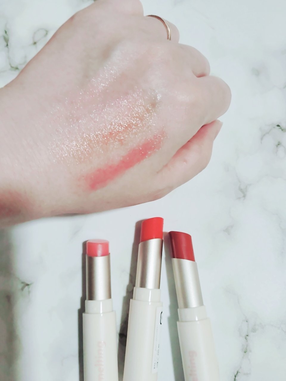 ポーセリンチークブラッシャー/MERZY/パウダーチークを使ったクチコミ（3枚目）