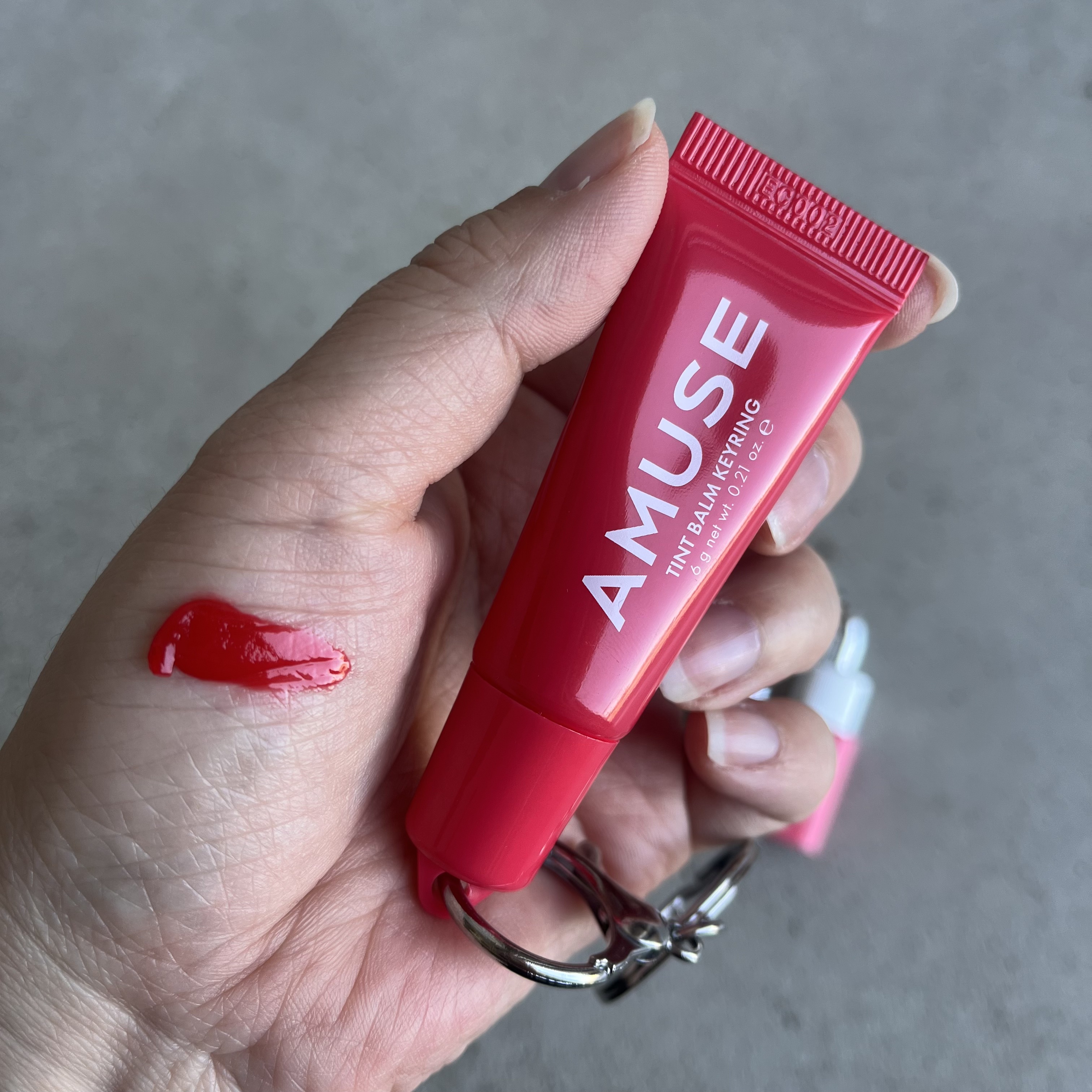 ケア/ティントバームキーリング 03 ヘルシーチェリー/AMUSE/リップグロスを使ったクチコミ（2枚目）