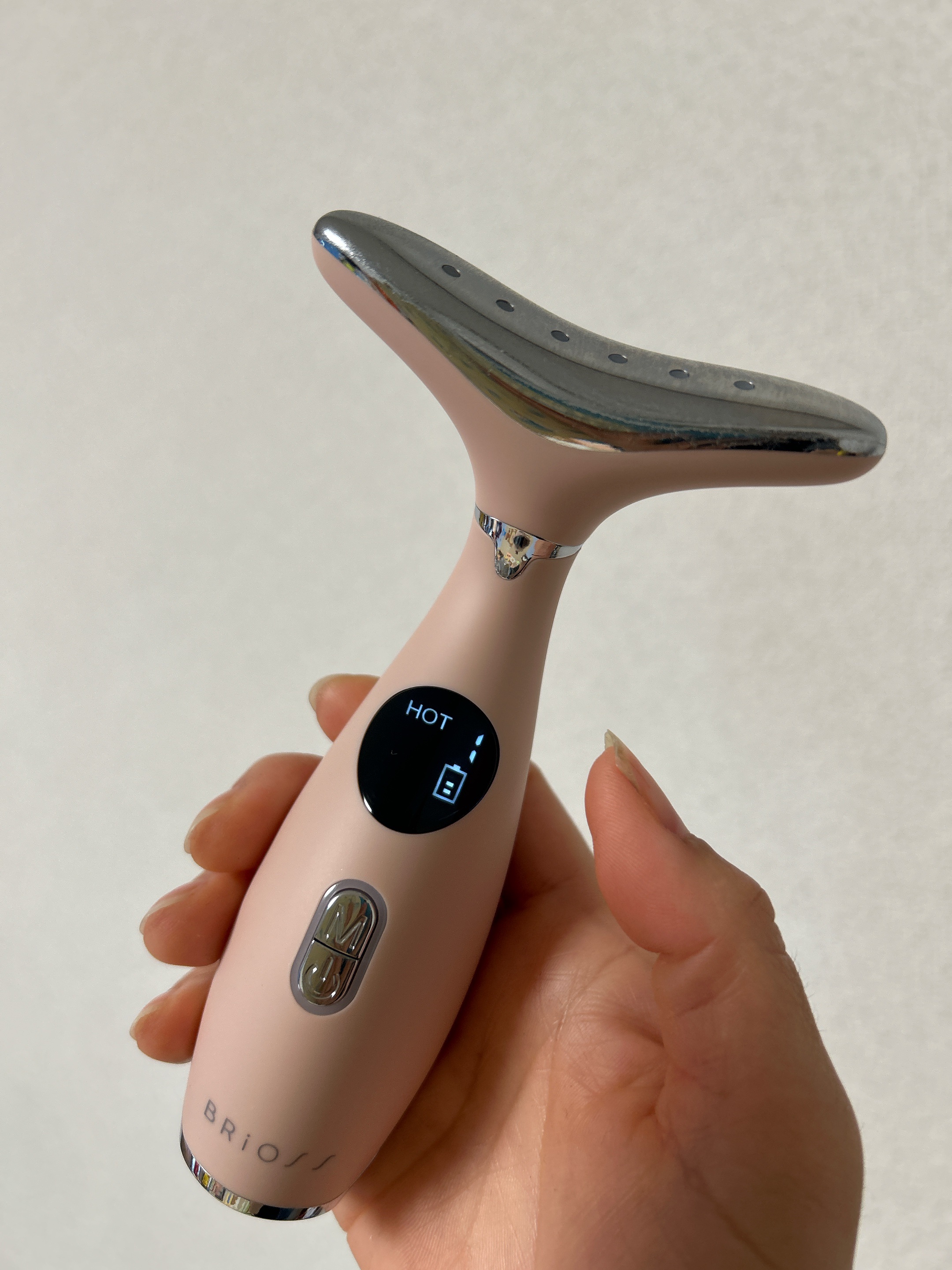 ネックケアリフト/BRiOSS（ブリオス）/ボディケア美容家電を使ったクチコミ（3枚目）