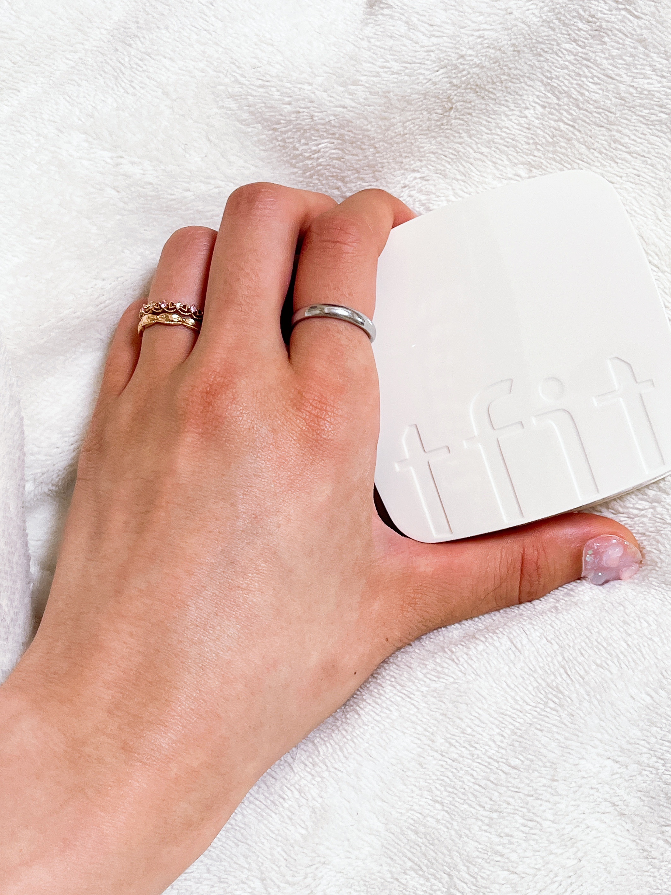 ベースフィットトーンアップサンクッション/TFIT/クッションファンデーションを使ったクチコミ（3枚目）