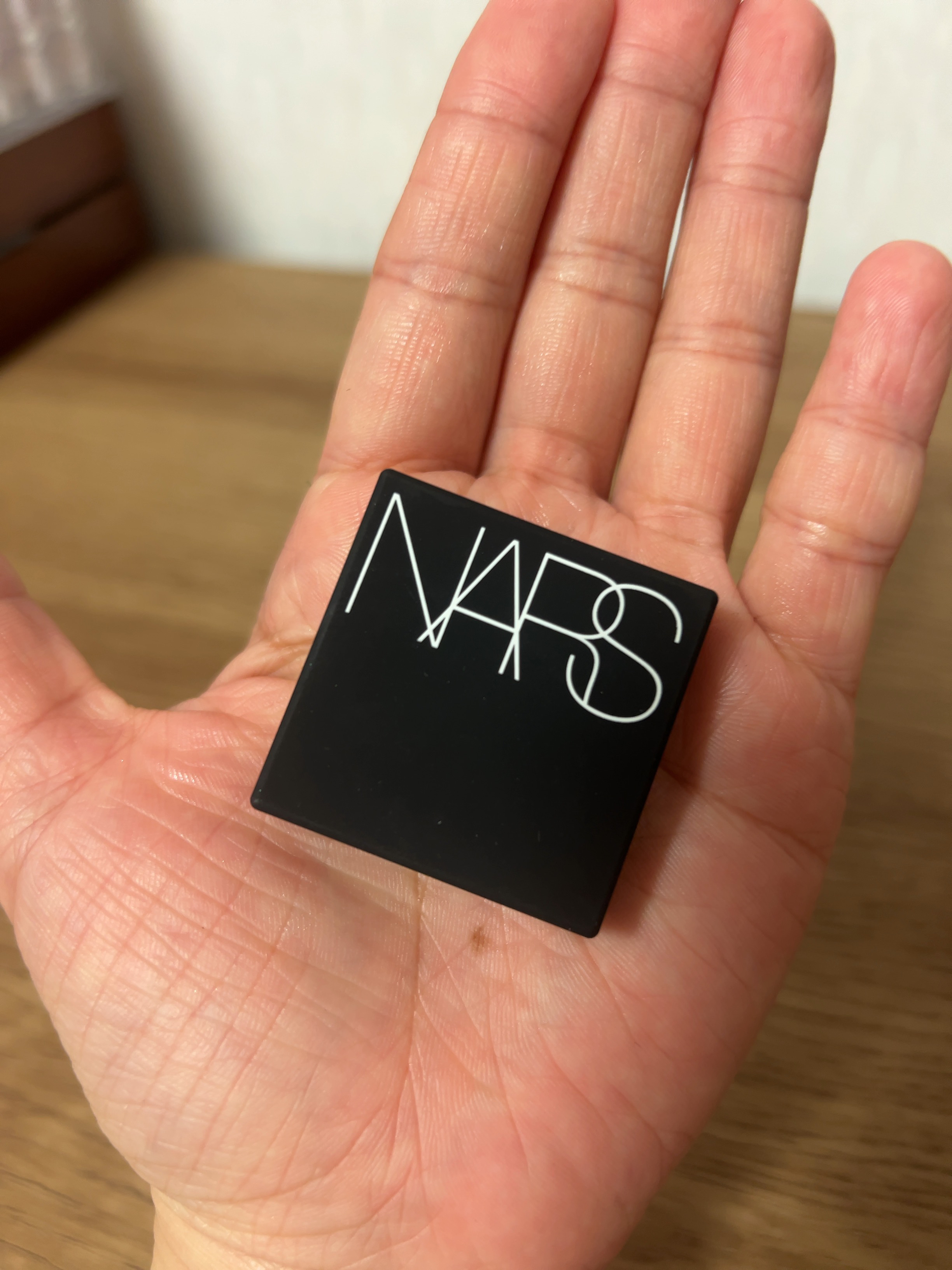 ライトリフレクティングセッティングパウダー　プレスト　N/NARS/プレストパウダーを使ったクチコミ（3枚目）