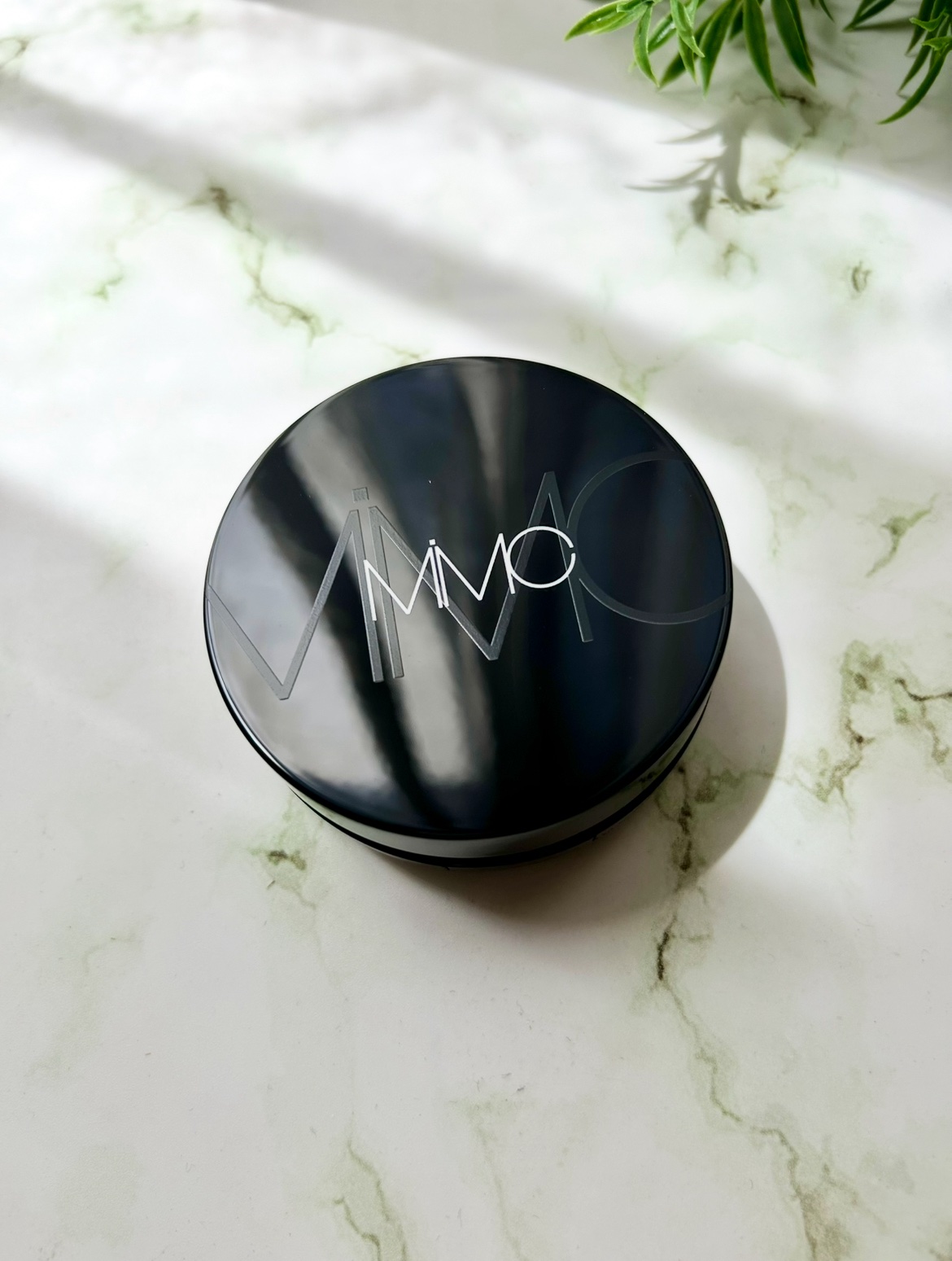 ミネラルリキッドリー ファンデーション SPF22 PA++/MiMC/リキッドファンデーションを使ったクチコミ（1枚目）