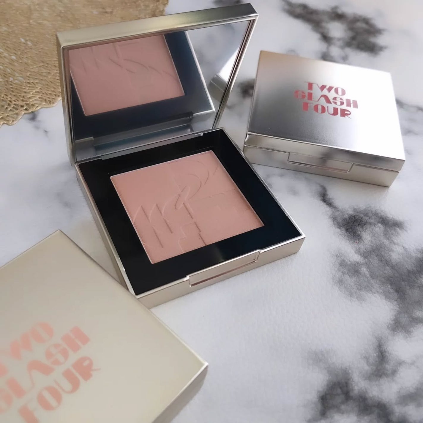 オールオーバーフェイスブラッシュ/TWO SLASH FOUR/パウダーチークを使ったクチコミ(3枚目)