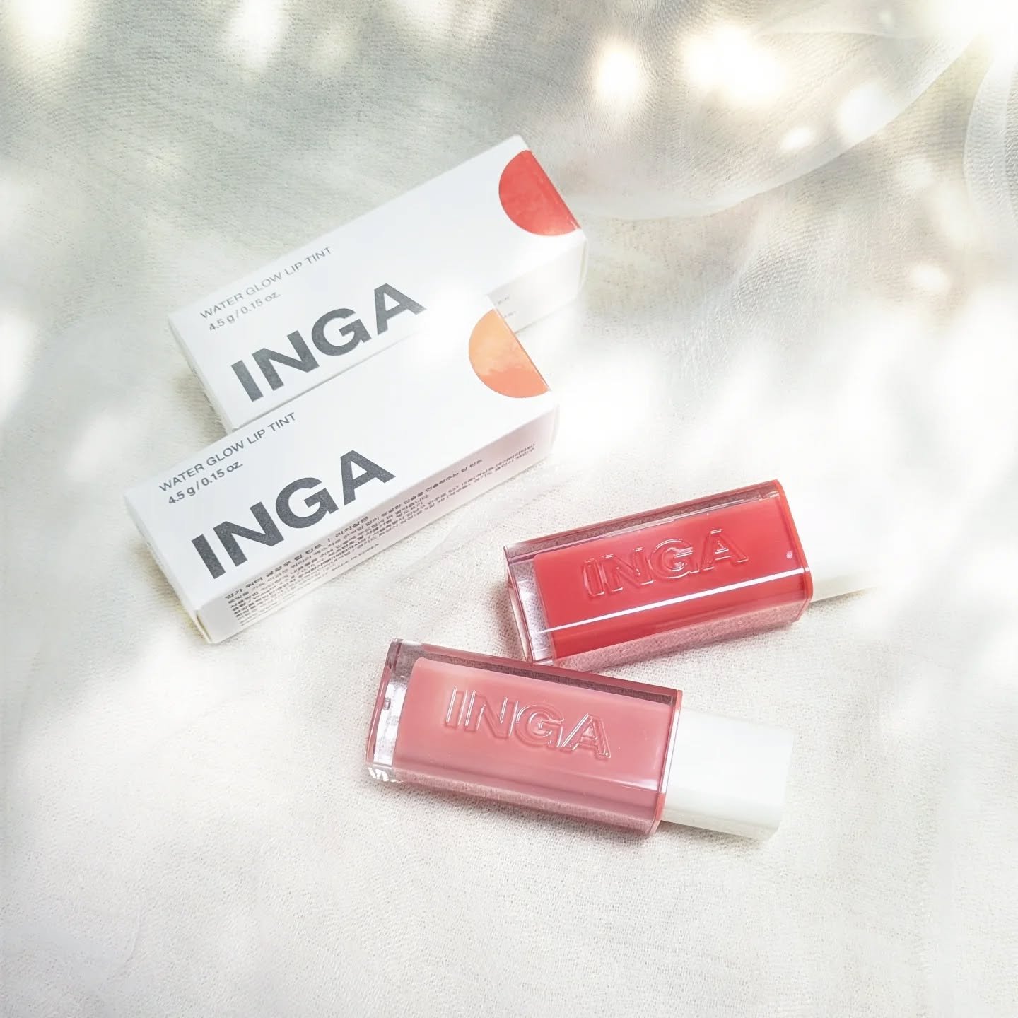 ウォーターグローリップティント
RICH SALMON
CRUSH

唇の上に水のように広がる
ウォータリーティント💧✨
ベタつかずにしっとり密着し
水彩画のような透明感カラーで
毎日のリップメイクにぴったり💄

ツヤがじゅんわり広がっ