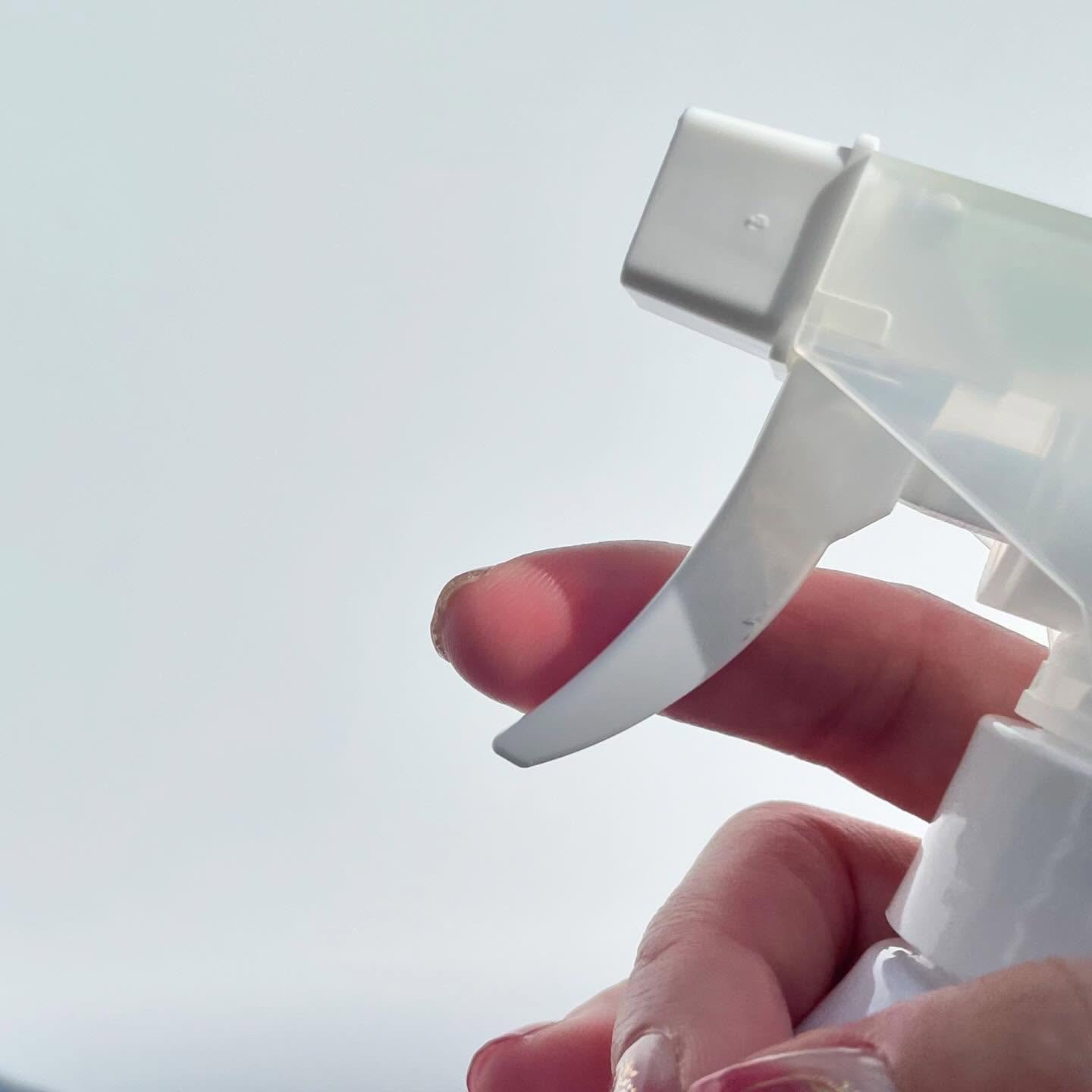 ひんやりシャツシャワー ミント&グレープフルーツの香り/ときわ商会/デオドラント・制汗剤を使ったクチコミ（3枚目）