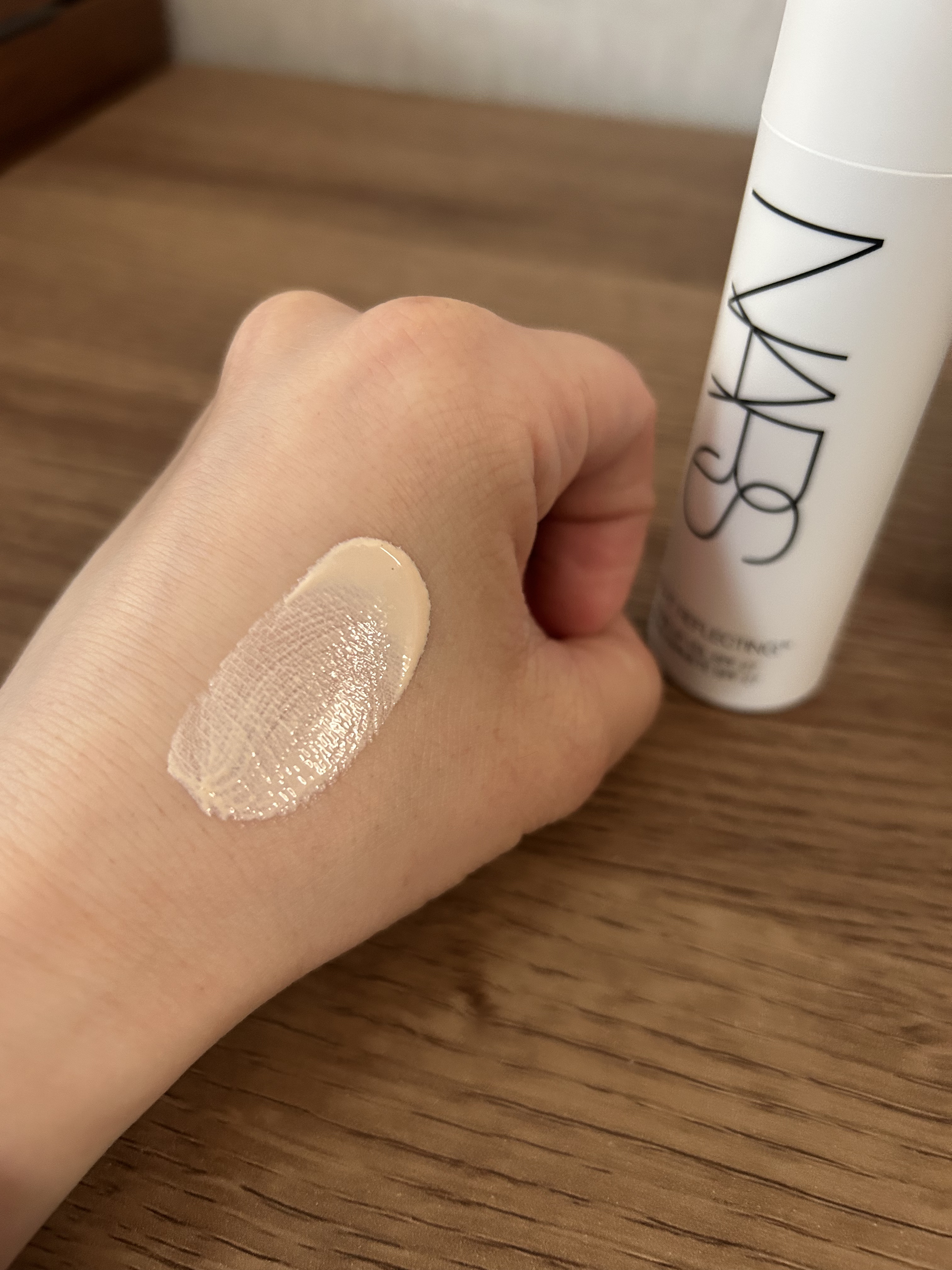 ライトリフレクティングセッティングパウダー　プレスト　N/NARS/プレストパウダーを使ったクチコミ（3枚目）