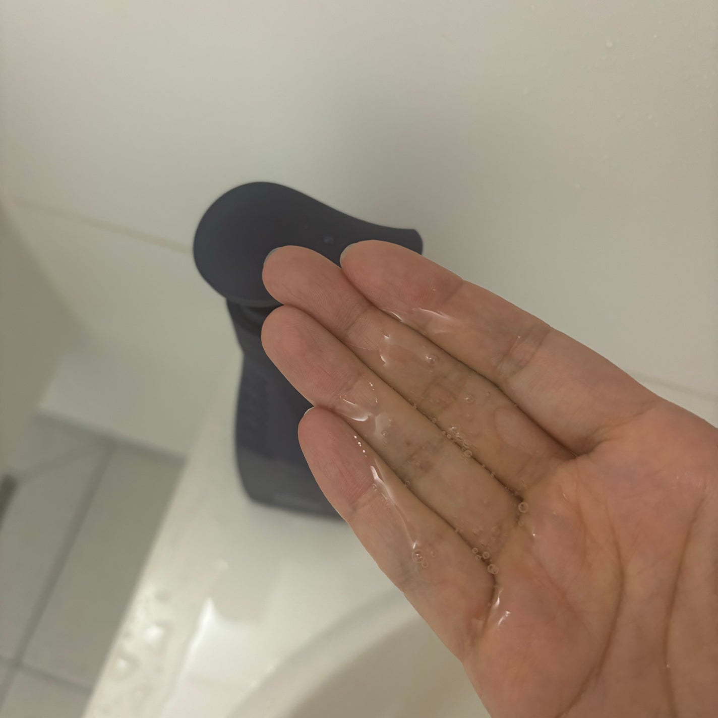 ナイトコラーゲンシャンプーミッドナイトフォレスト/treecell/市販シャンプーを使ったクチコミ(3枚目)