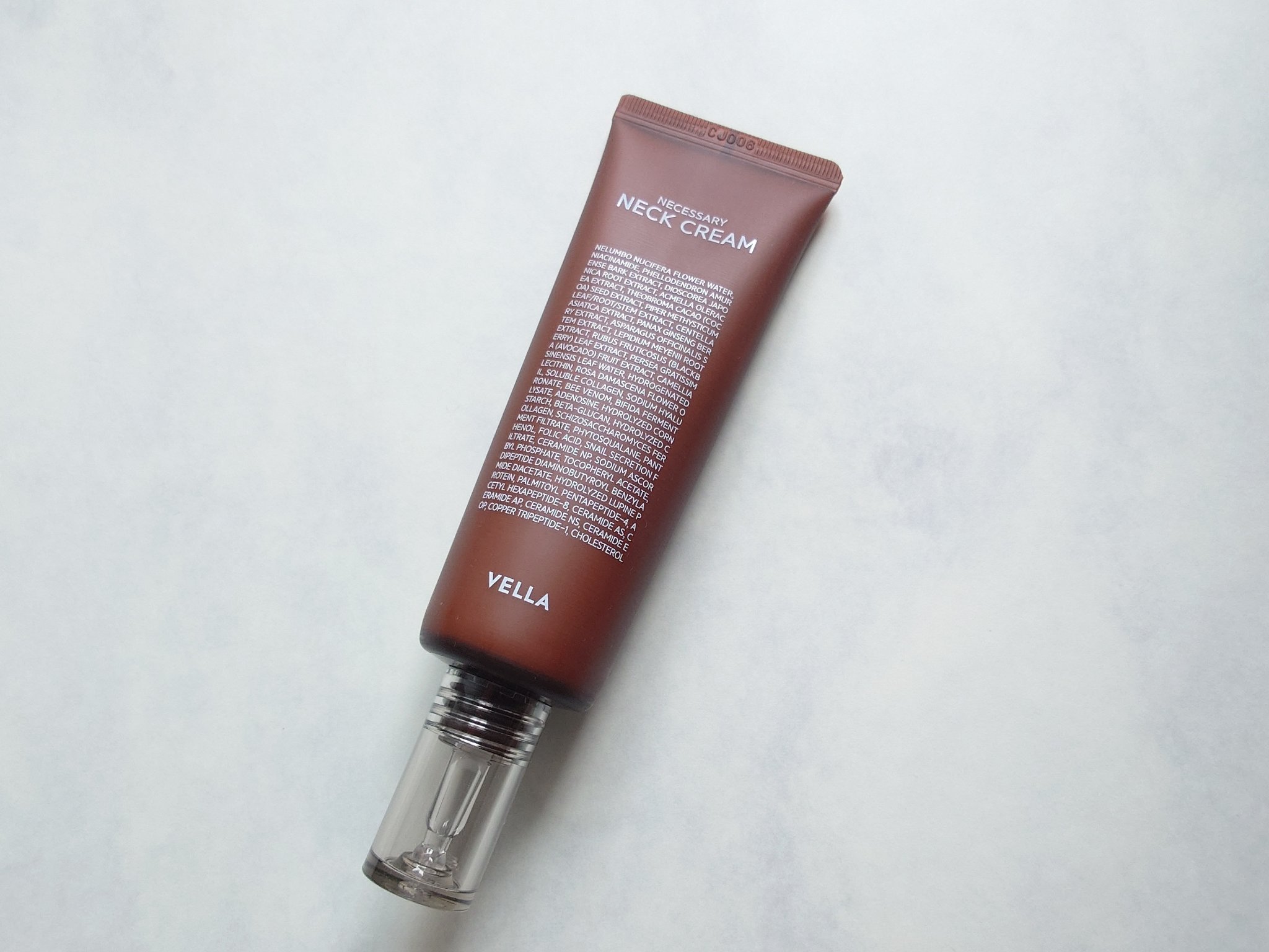 ネセサリーネッククリーム　チューブタイプ/VELLA/ネック・デコルテケアを使ったクチコミ（1枚目）