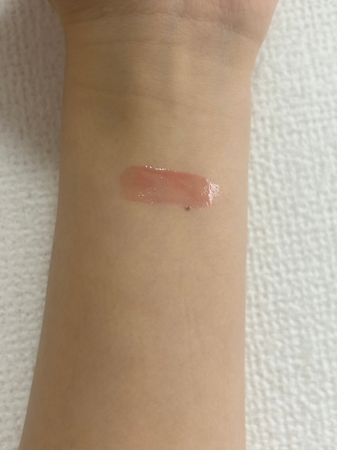 フィー 3Dボリューミンググロス/fwee/リップグロスを使ったクチコミ(2枚目)