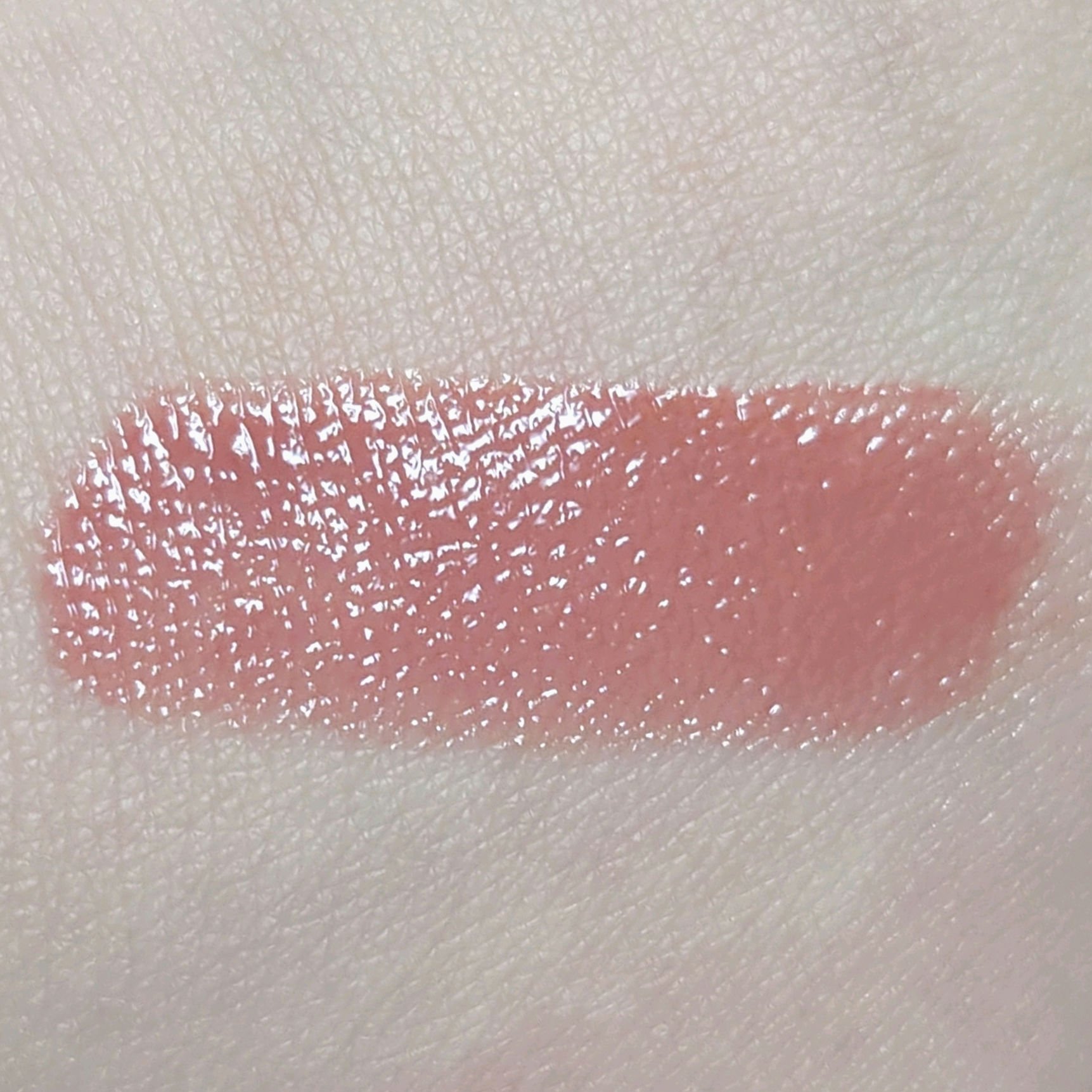 YSL ラブシャイン キャンディグレーズ/YVES SAINT LAURENT BEAUTE/口紅を使ったクチコミ（2枚目）