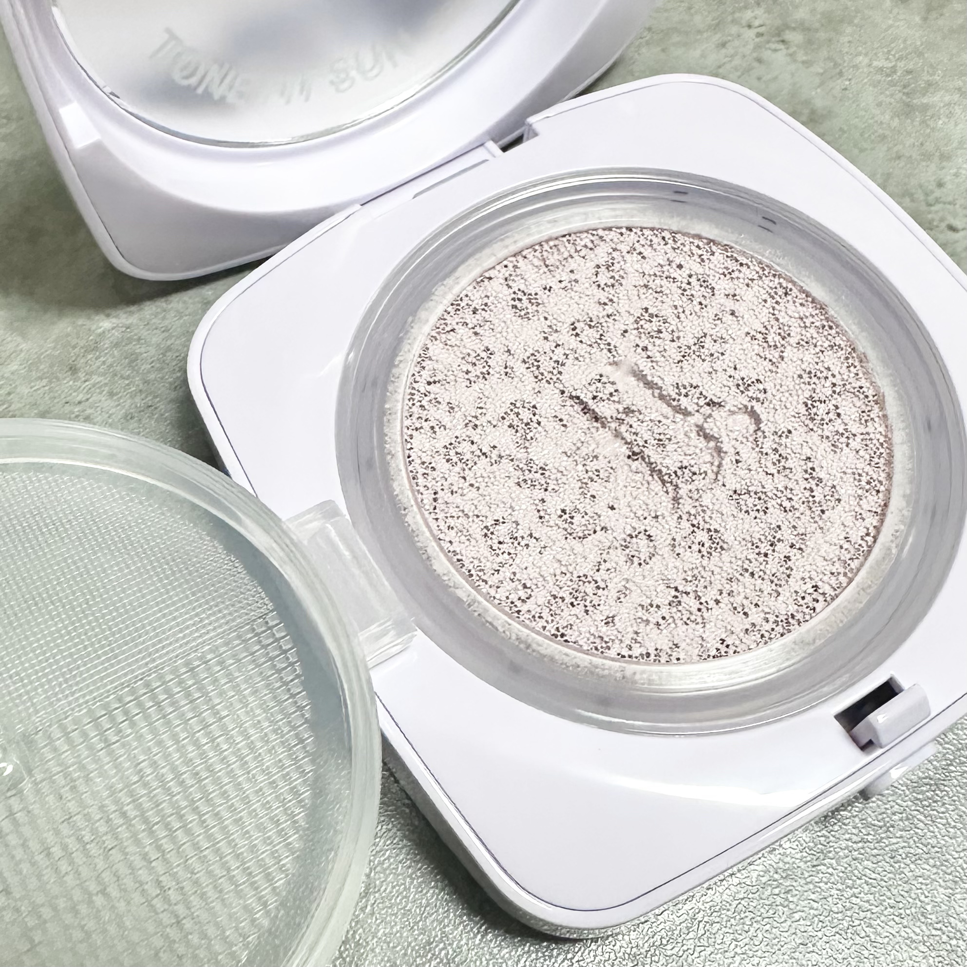 ベースフィットトーンアップサンクッション/TFIT/クッションファンデーションを使ったクチコミ（3枚目）