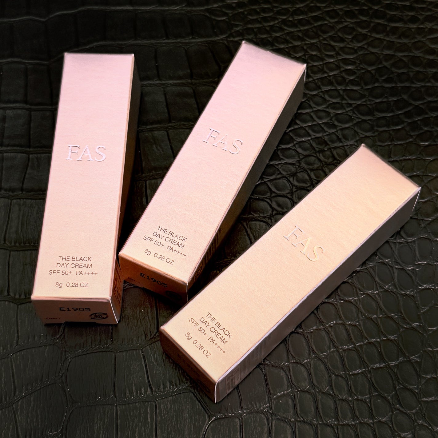 FAS ザ ブラック デイ クリーム/FAS/フェイスクリームを使ったクチコミ(5枚目)