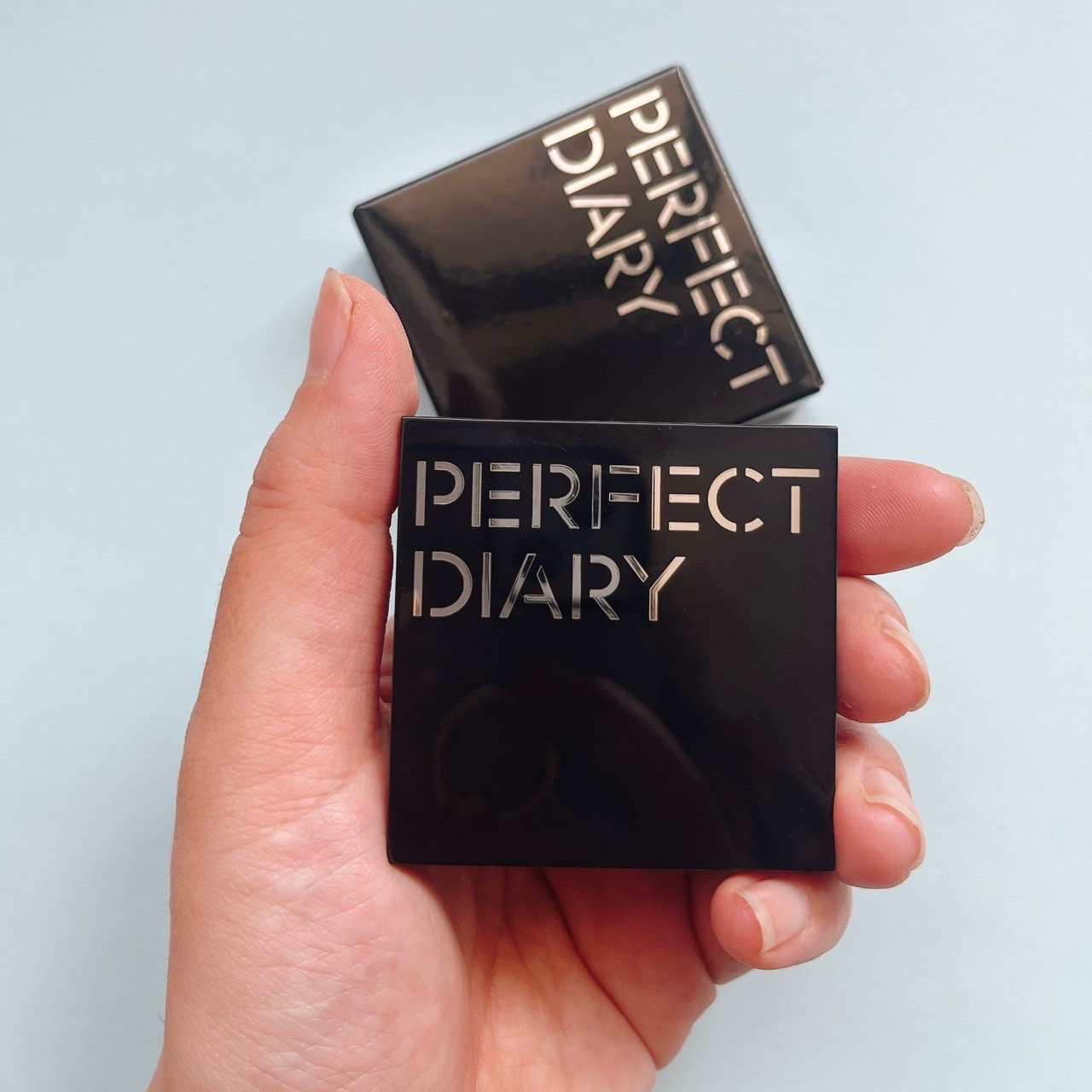 トランスルーシェント ブルーリング セッティング パウダー/PERFECT DIARY/プレストパウダーを使ったクチコミ（3枚目）