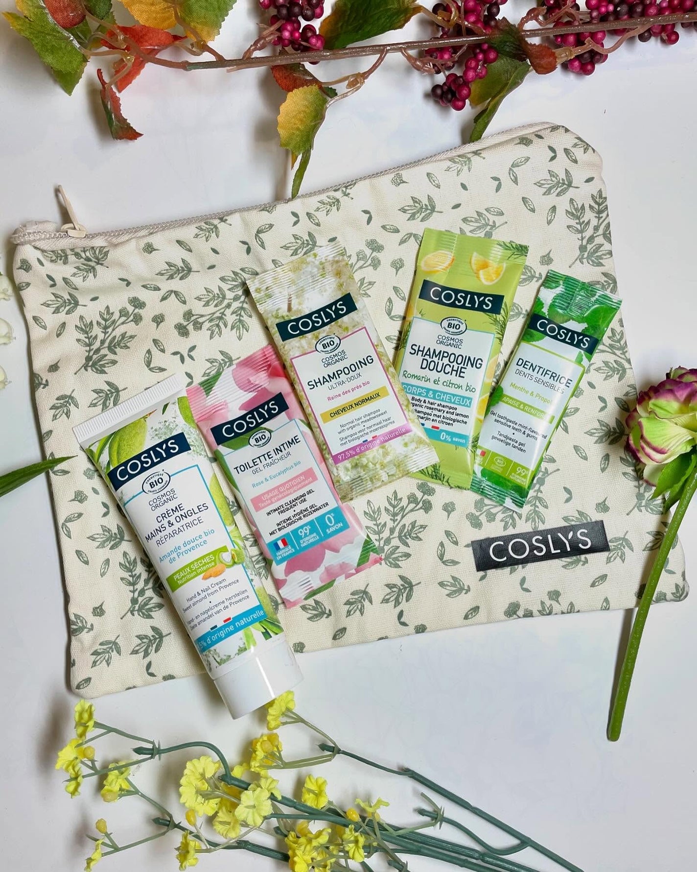 COSLYSネイル&ハンドクリーム スウィートアーモンド/コスリス/ハンドクリームを使ったクチコミ(1枚目)