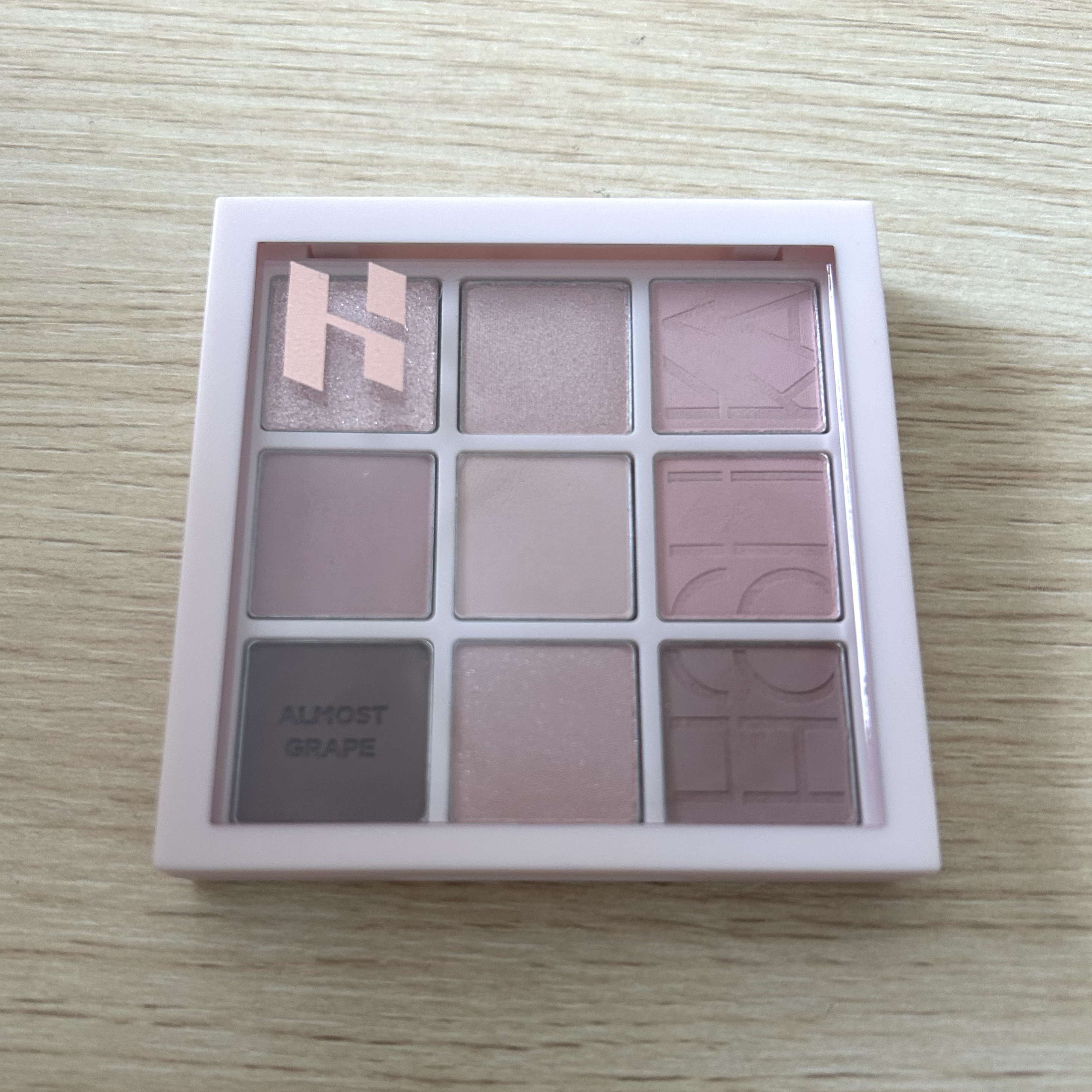 マイフェイブムードアイパレット 9カラー/HOLIKA HOLIKA/アイシャドウパレットを使ったクチコミ（1枚目）