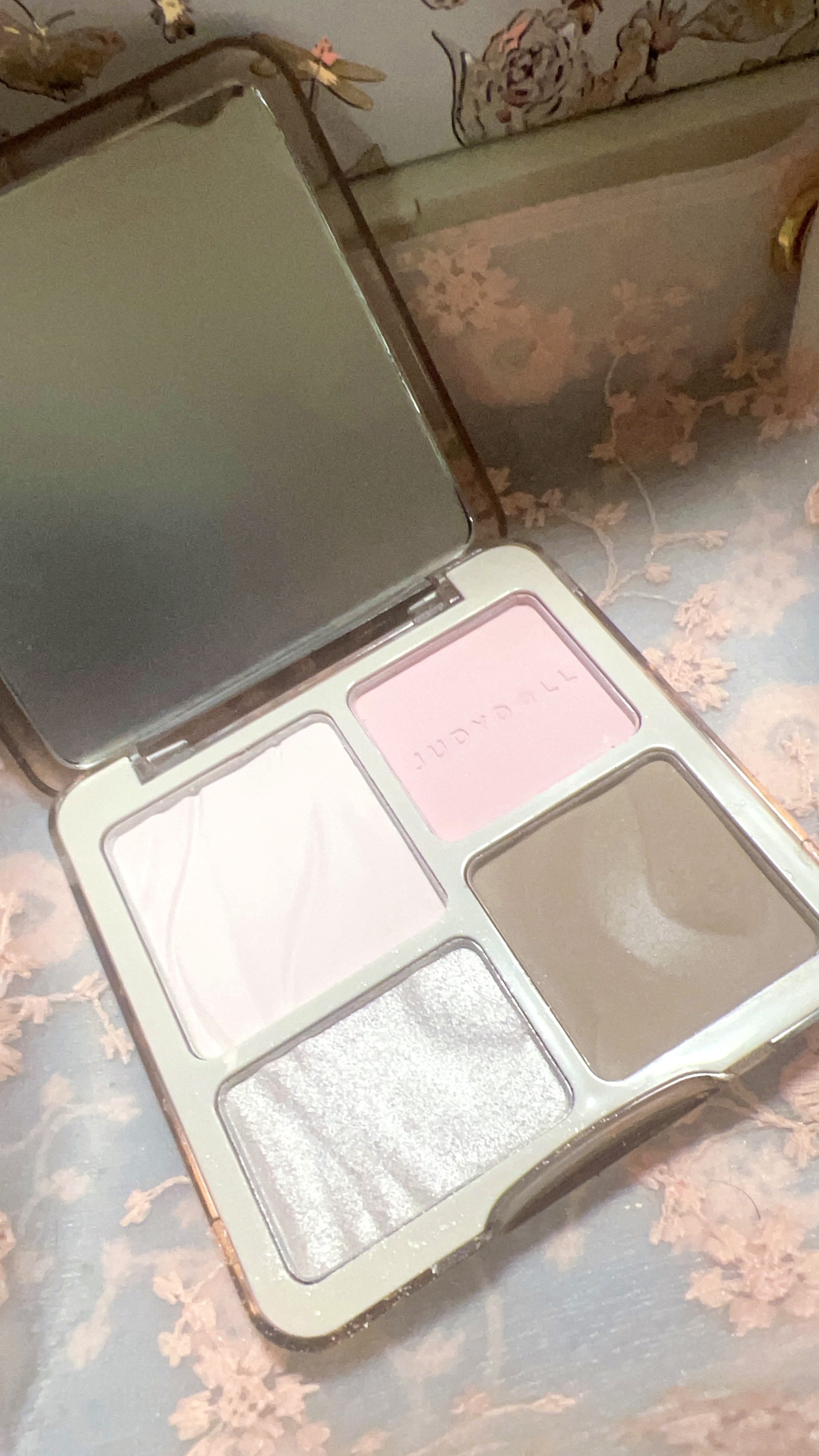 JUDYDOLL メリハリマスターパレット/JUDYDOLL/パウダーハイライトを使ったクチコミ（2枚目）