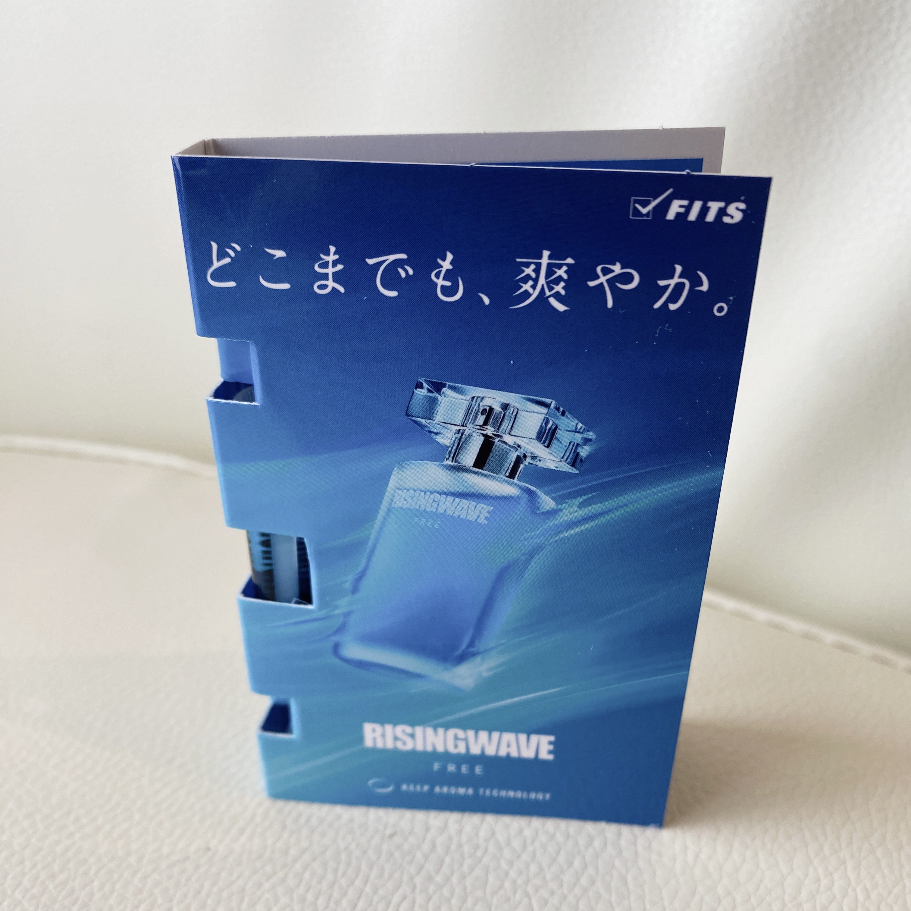 ライジングウェーブ フリー ライトブルー オードトワ レ/ライジングウェーブ/香水(メンズ)を使ったクチコミ（1枚目）