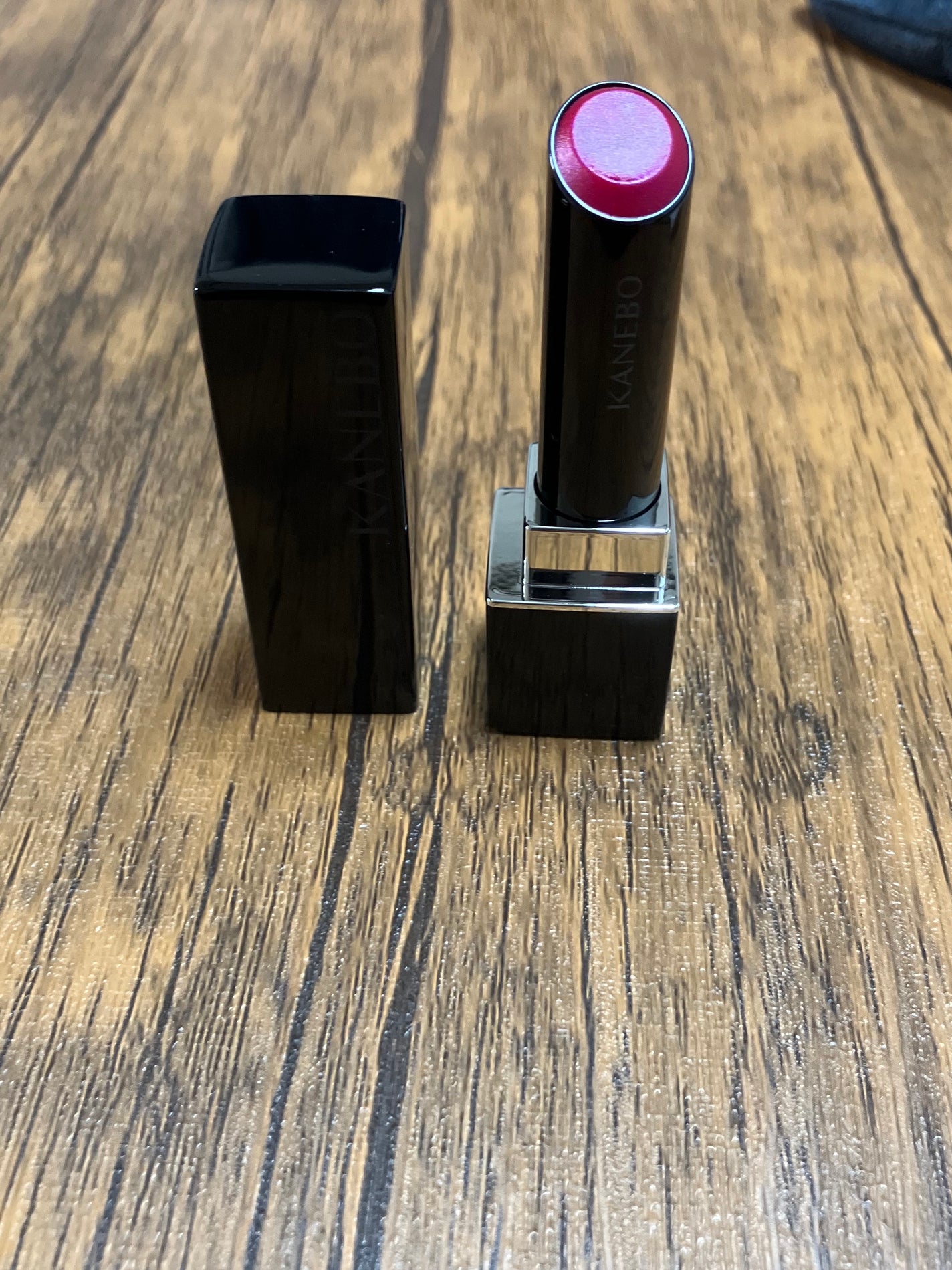 ルージュスターヴァイブラント/KANEBO/口紅を使ったクチコミ(1枚目)