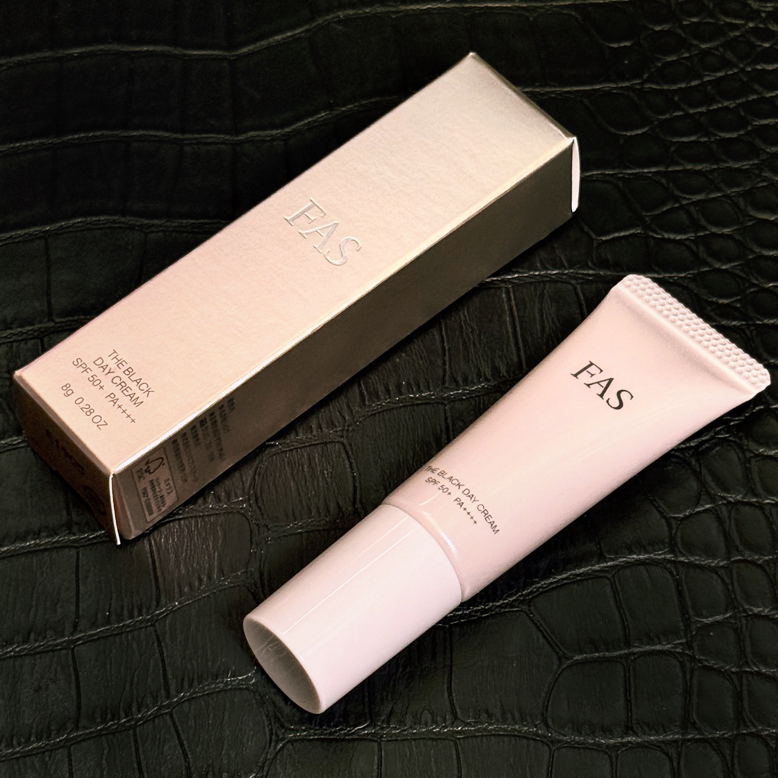 FAS ザ ブラック デイ クリーム/FAS/フェイスクリームを使ったクチコミ（2枚目）