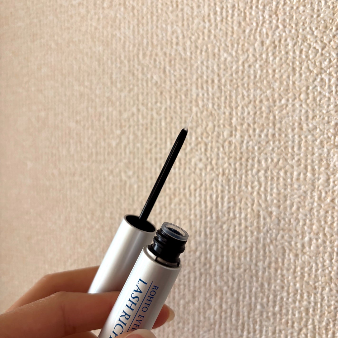 ラッシュリッチアイラッシュセラム/ロート製薬/まつげ美容液を使ったクチコミ(2枚目)