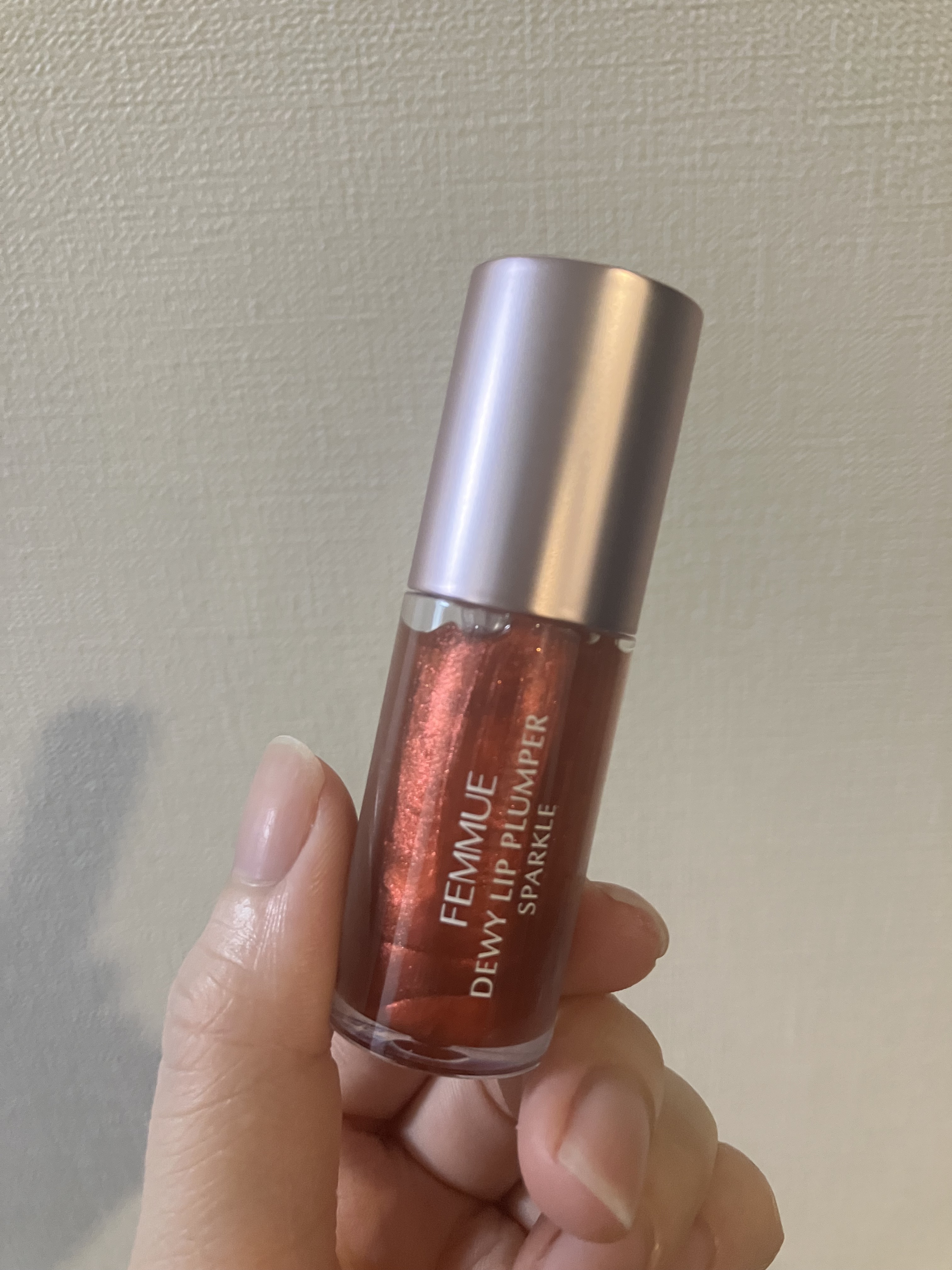 デューイー リッププランパー スパークル/FEMMUE/リッププランパーを使ったクチコミ（1枚目）