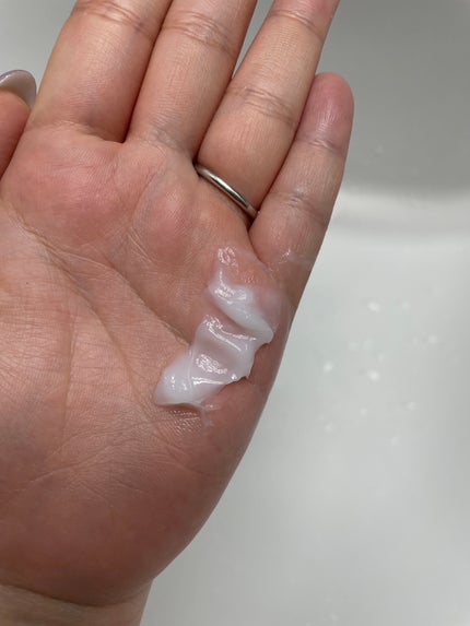 ナイトコラーゲンシャンプーミッドナイトフォレスト/treecell/市販シャンプーを使ったクチコミ(4枚目)