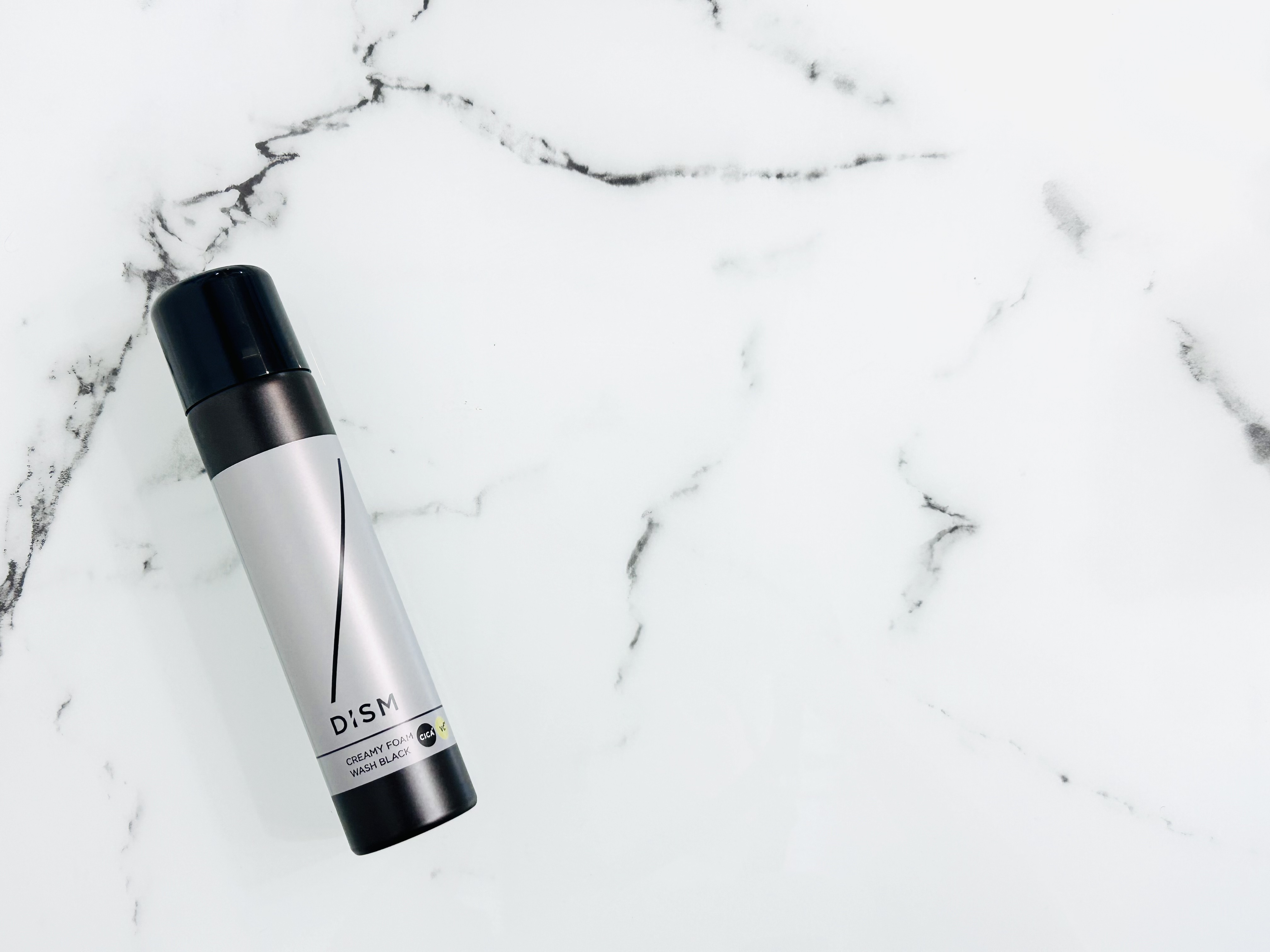 ディズム クリーミーフォームウォッシュ ブラック/DISM/泡洗顔を使ったクチコミ（2枚目）