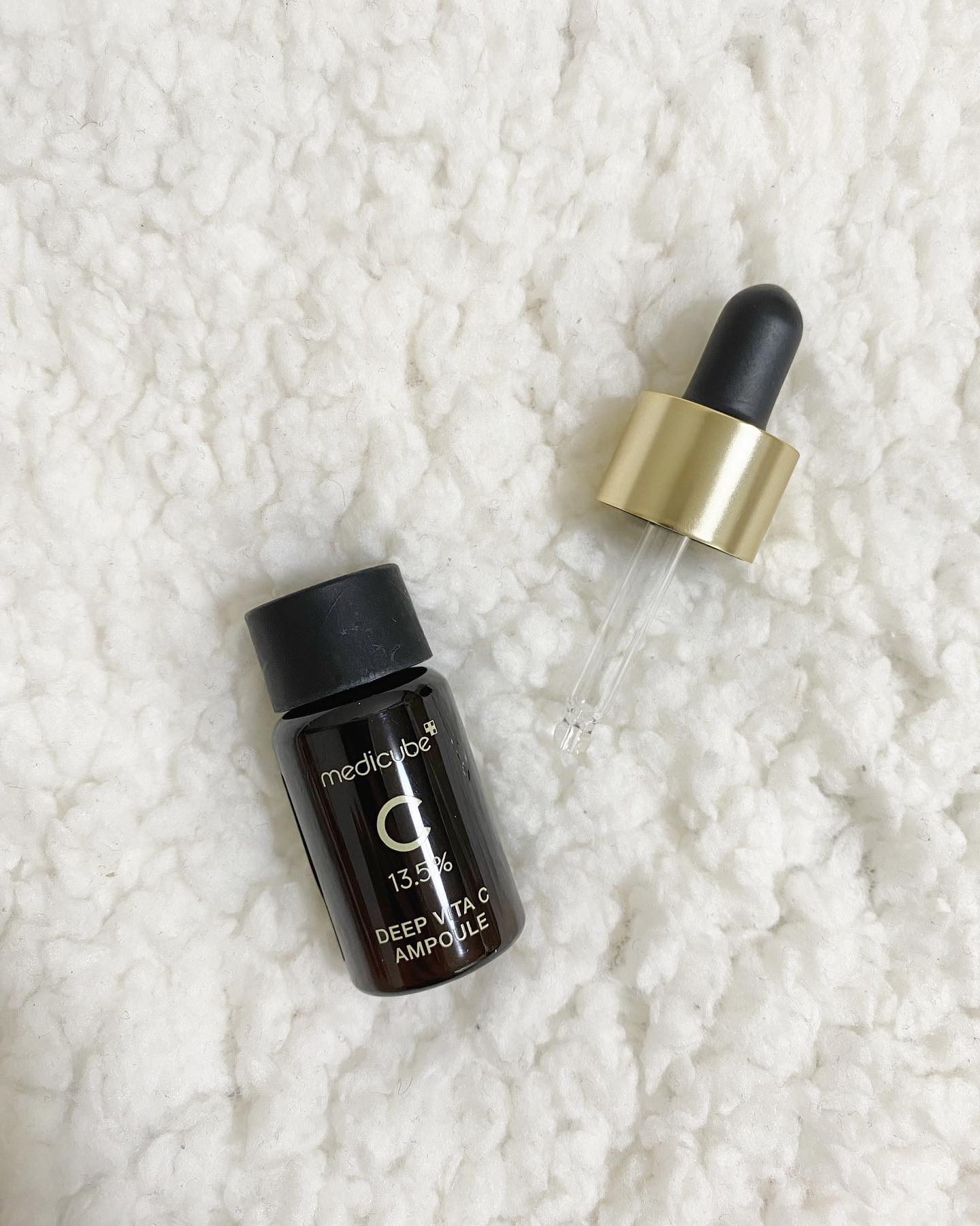 ディープビタCアンプル2.0/MEDICUBE/美容液を使ったクチコミ（2枚目）