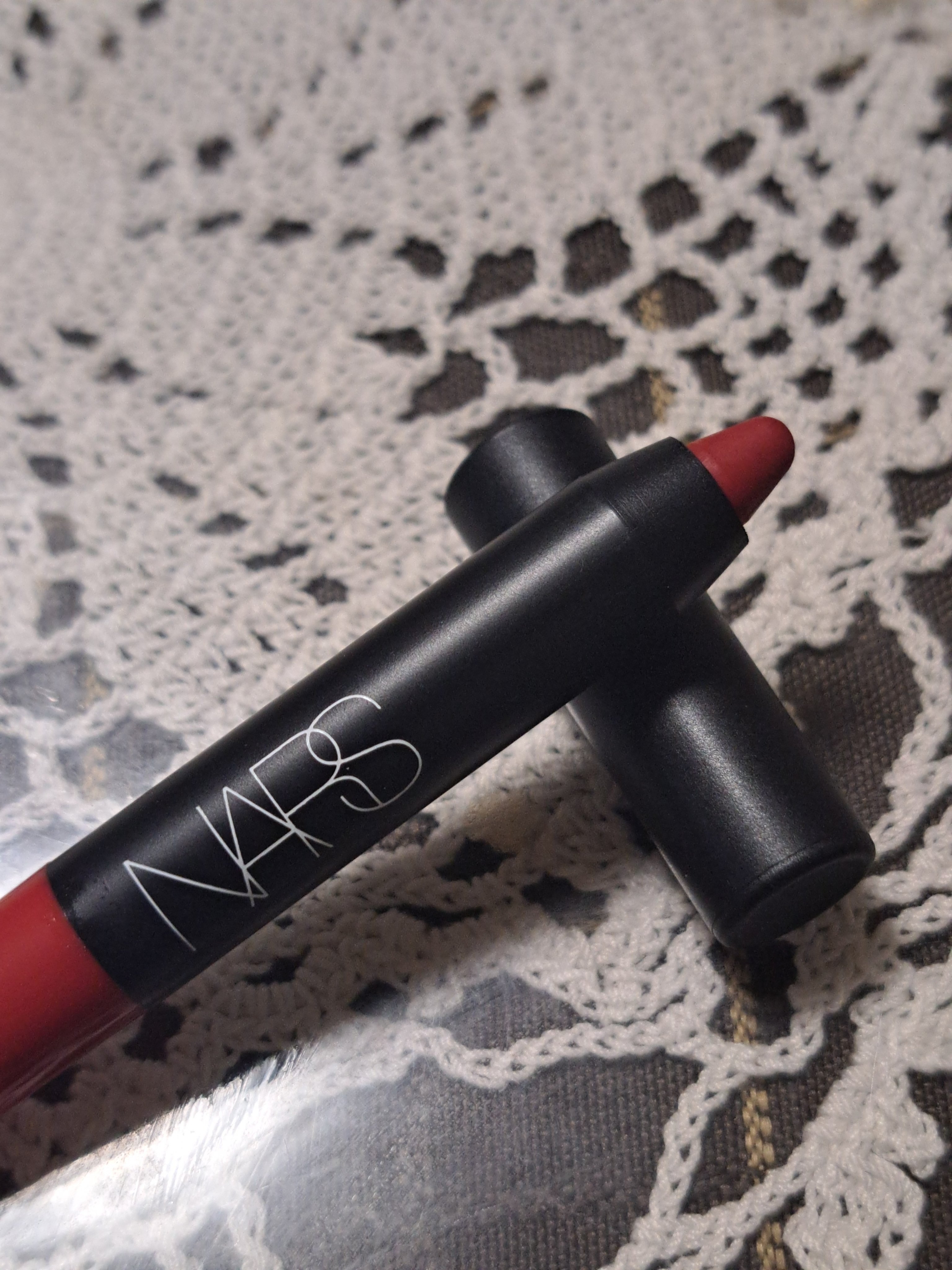 ベルベットマットリップペンシル/NARS/リップライナーを使ったクチコミ（2枚目）