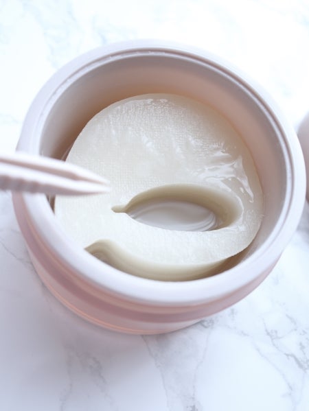 ビューティーアイズ エッセンスシート プレミアム プラス/AXXZIA/アイケア・アイクリームを使ったクチコミ(2枚目)