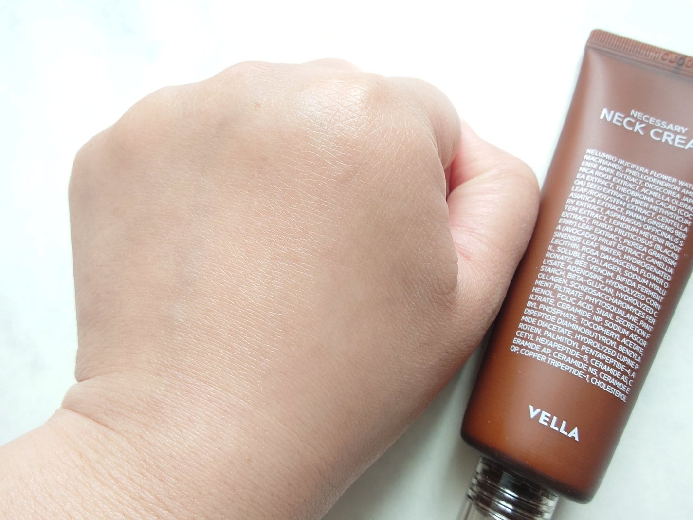 ネセサリーネッククリーム チューブタイプ/VELLA/ネック・デコルテケアを使ったクチコミ(6枚目)