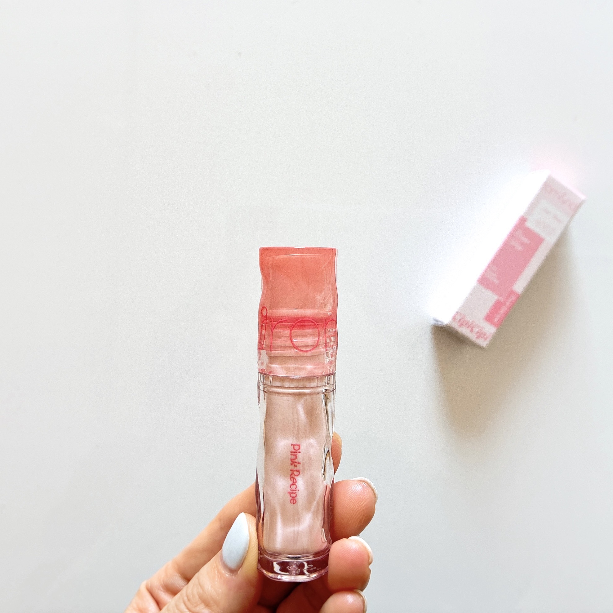 ロムシピ レシピグロス/rom&Cipi/リップグロスを使ったクチコミ（3枚目）