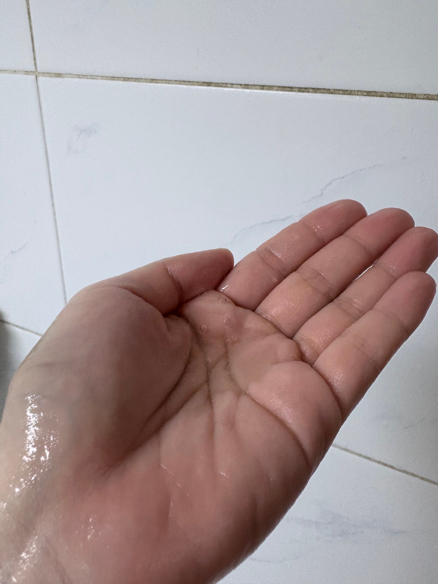 ナイトコラーゲンシャンプーミッドナイトフォレスト/treecell/市販シャンプーを使ったクチコミ(4枚目)