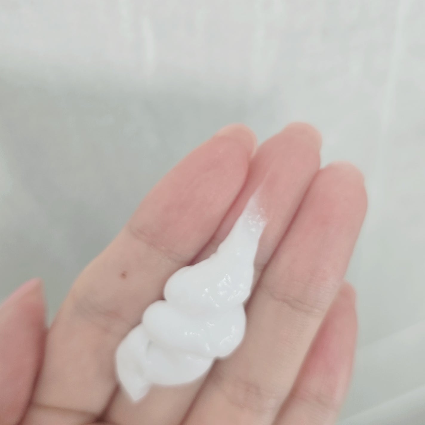 ナイトコラーゲンシャンプーミッドナイトフォレスト/treecell/市販シャンプーを使ったクチコミ(3枚目)