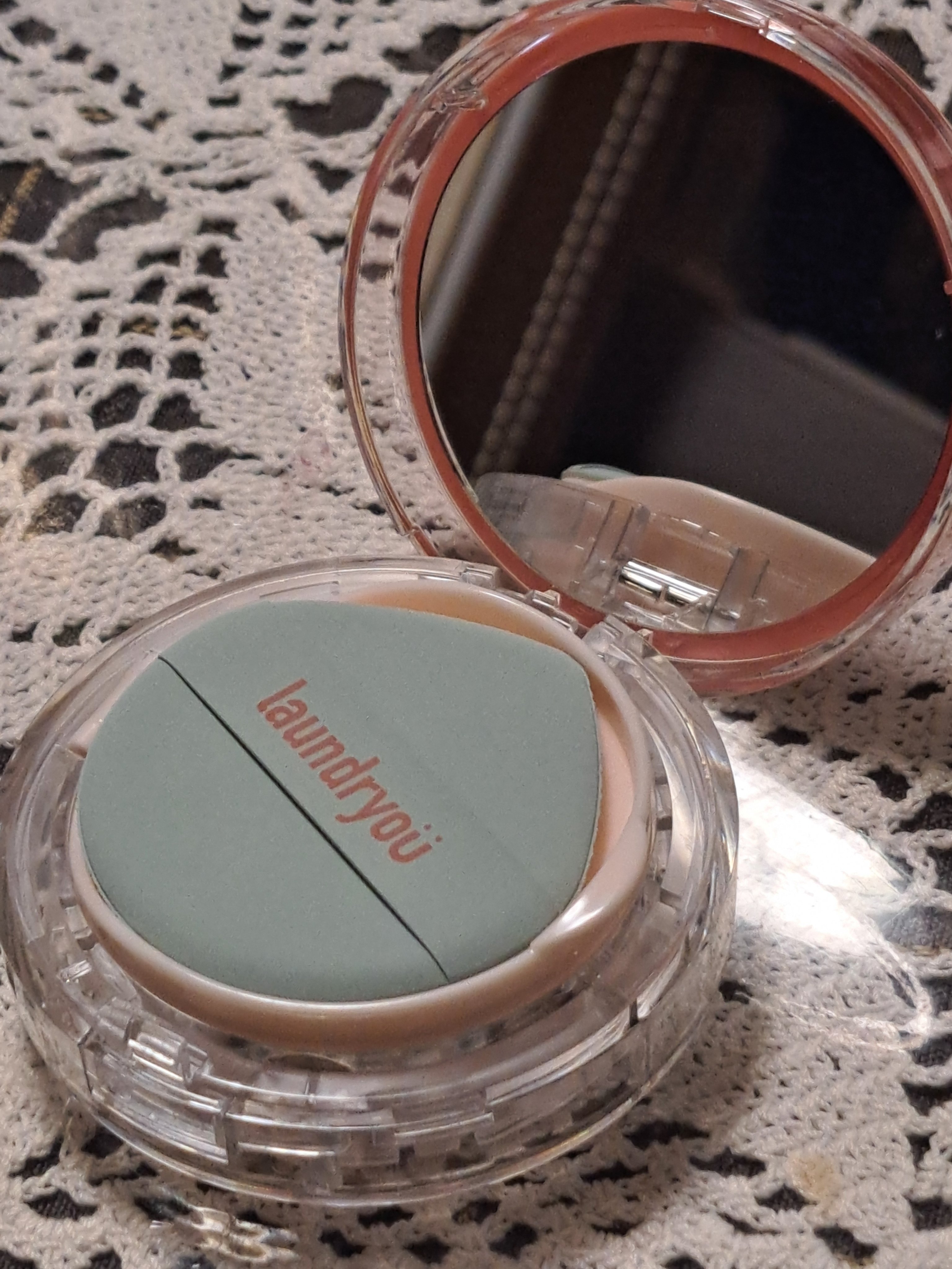 ステイフィットディフェンスクッション マット ＃23/laundryou/クッションファンデーションを使ったクチコミ（2枚目）