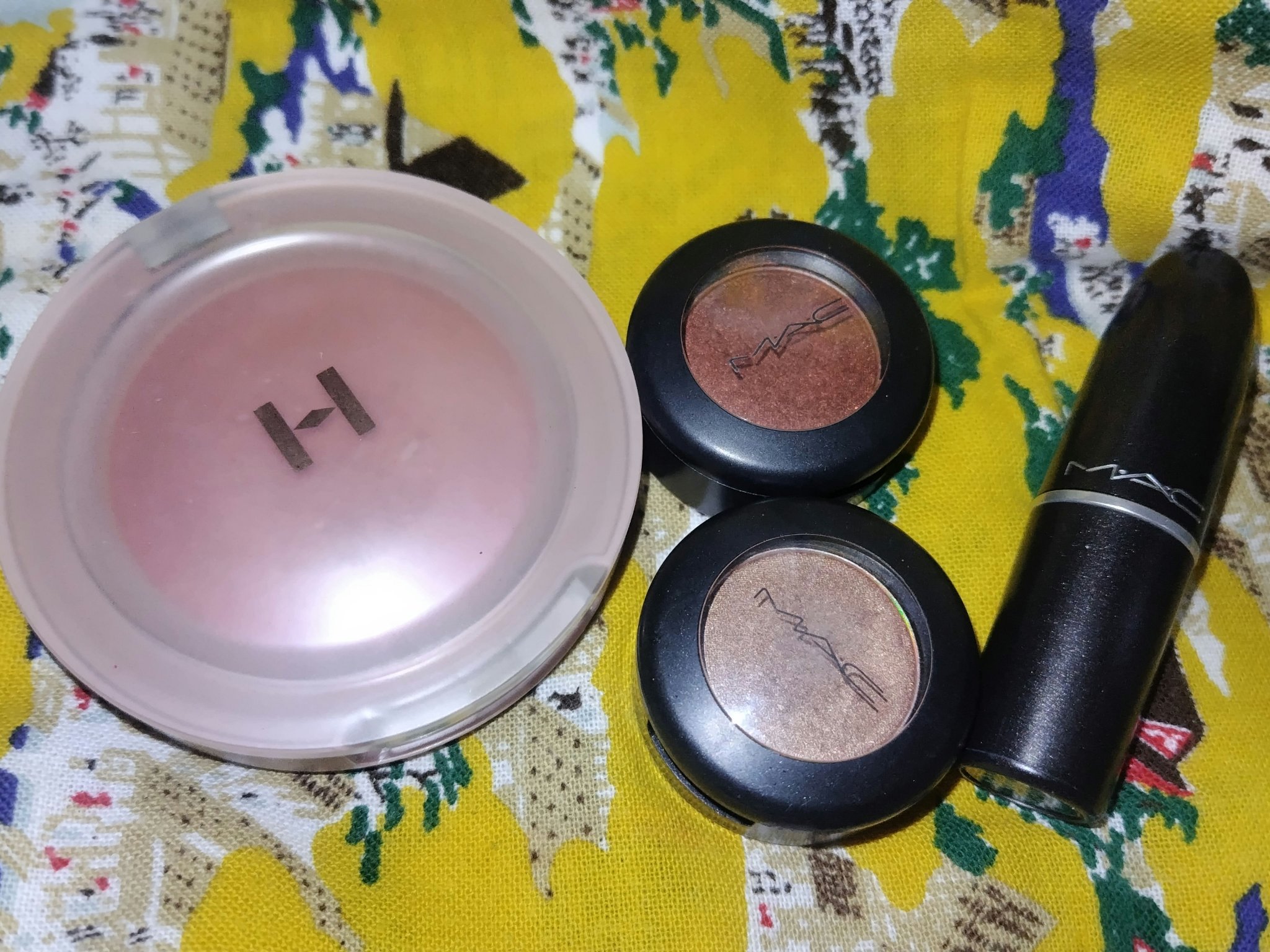 スモール アイシャドウ/M・A・C/単色アイシャドウを使ったクチコミ（1枚目）