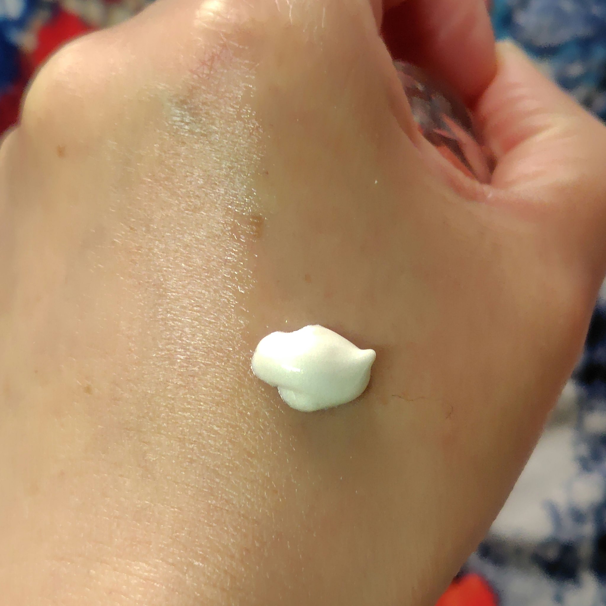 ジルスチュアート　イルミネイティング セラムプライマー/JILL STUART/化粧下地を使ったクチコミ（3枚目）