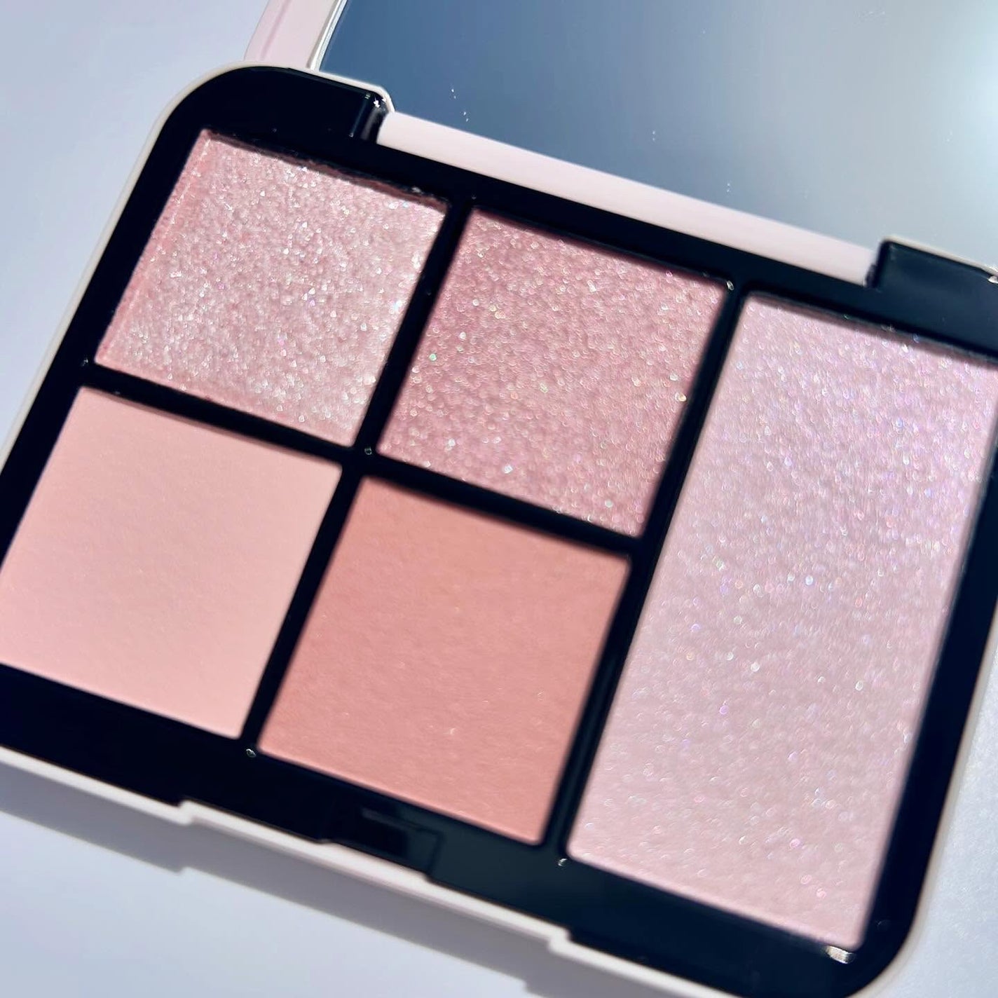 フェイススタイリスト n/SNIDEL BEAUTY/アイシャドウパレットを使ったクチコミ(3枚目)