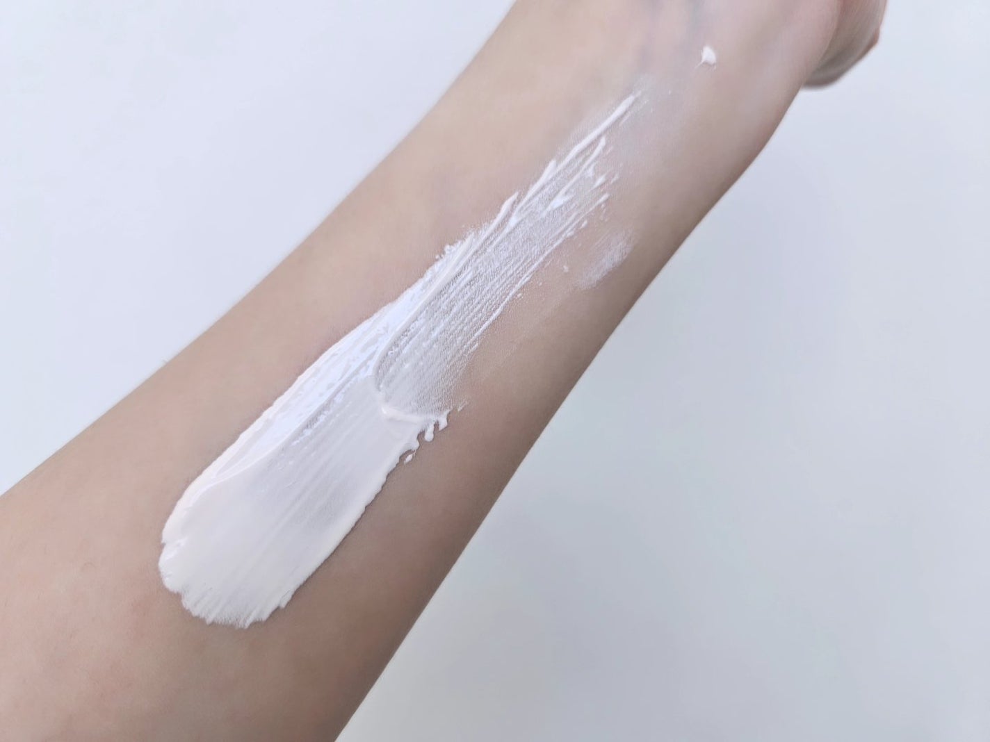 ベルディオ UVトーンアップジェル シアーピンク/メンターム/日焼け止めジェルを使ったクチコミ(3枚目)