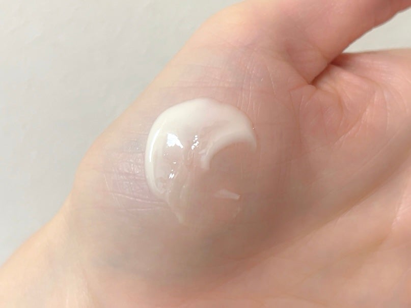 レチノパワー リンクルクリーム /エリクシール/アイケア・アイクリームを使ったクチコミ(2枚目)